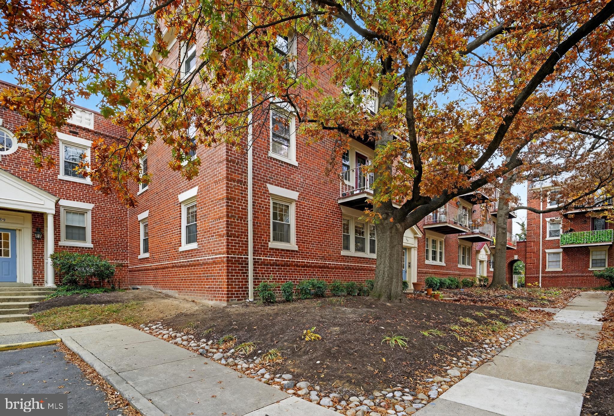 HARBOR TERRACE - Residential