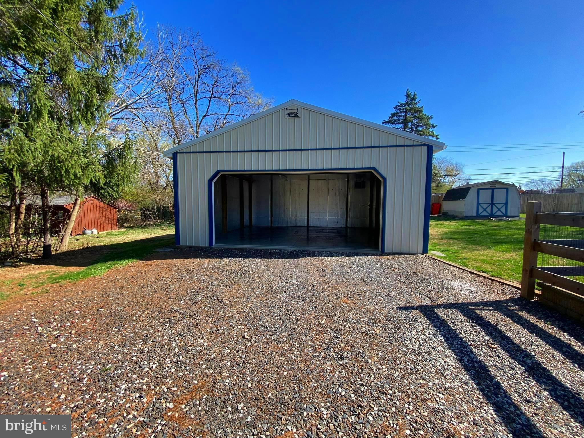 APPLE VALLEY - Residential