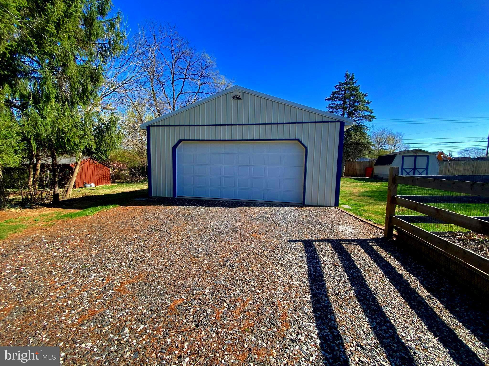 APPLE VALLEY - Residential