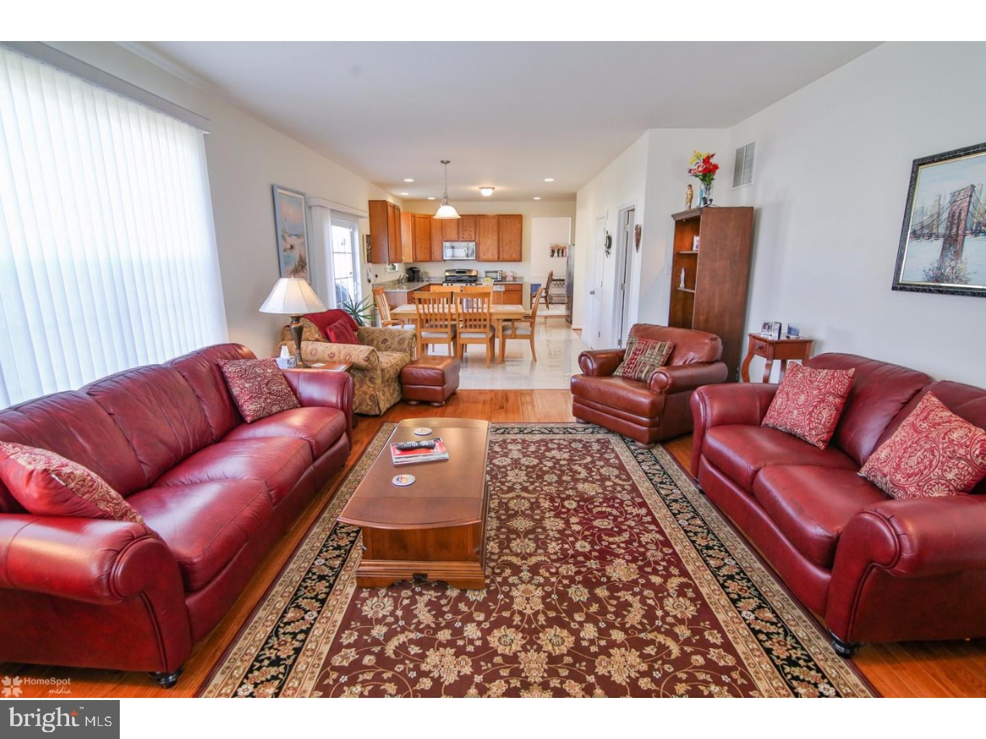 MANORS AT HIGHGATE - Residential