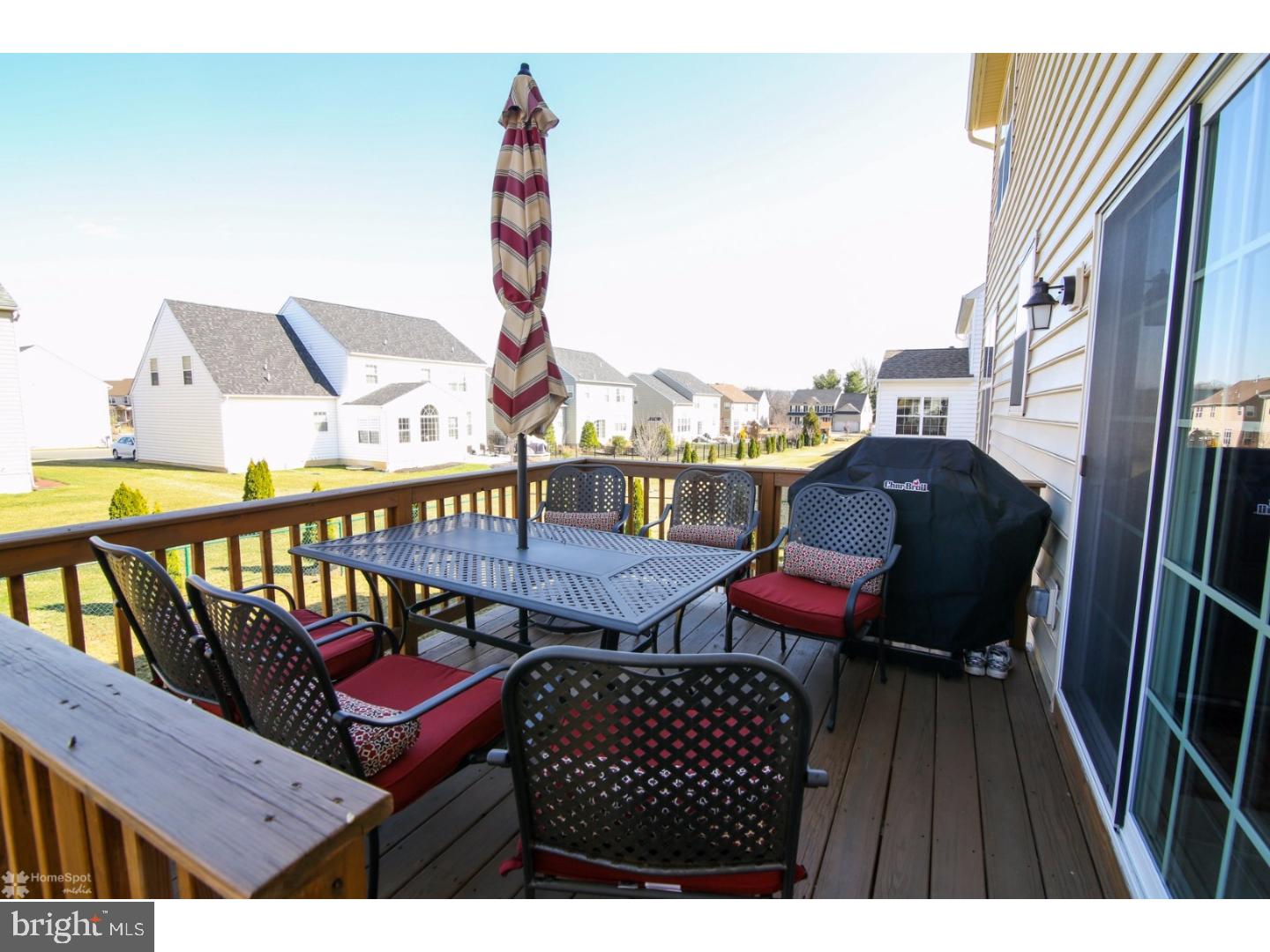 MANORS AT HIGHGATE - Residential