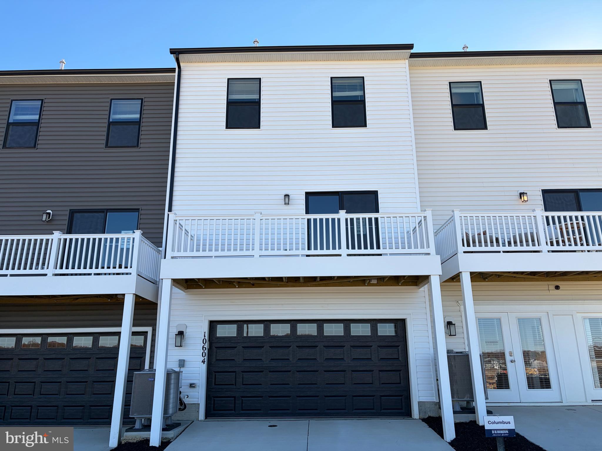 10604 MERIDIAN HILL WAY