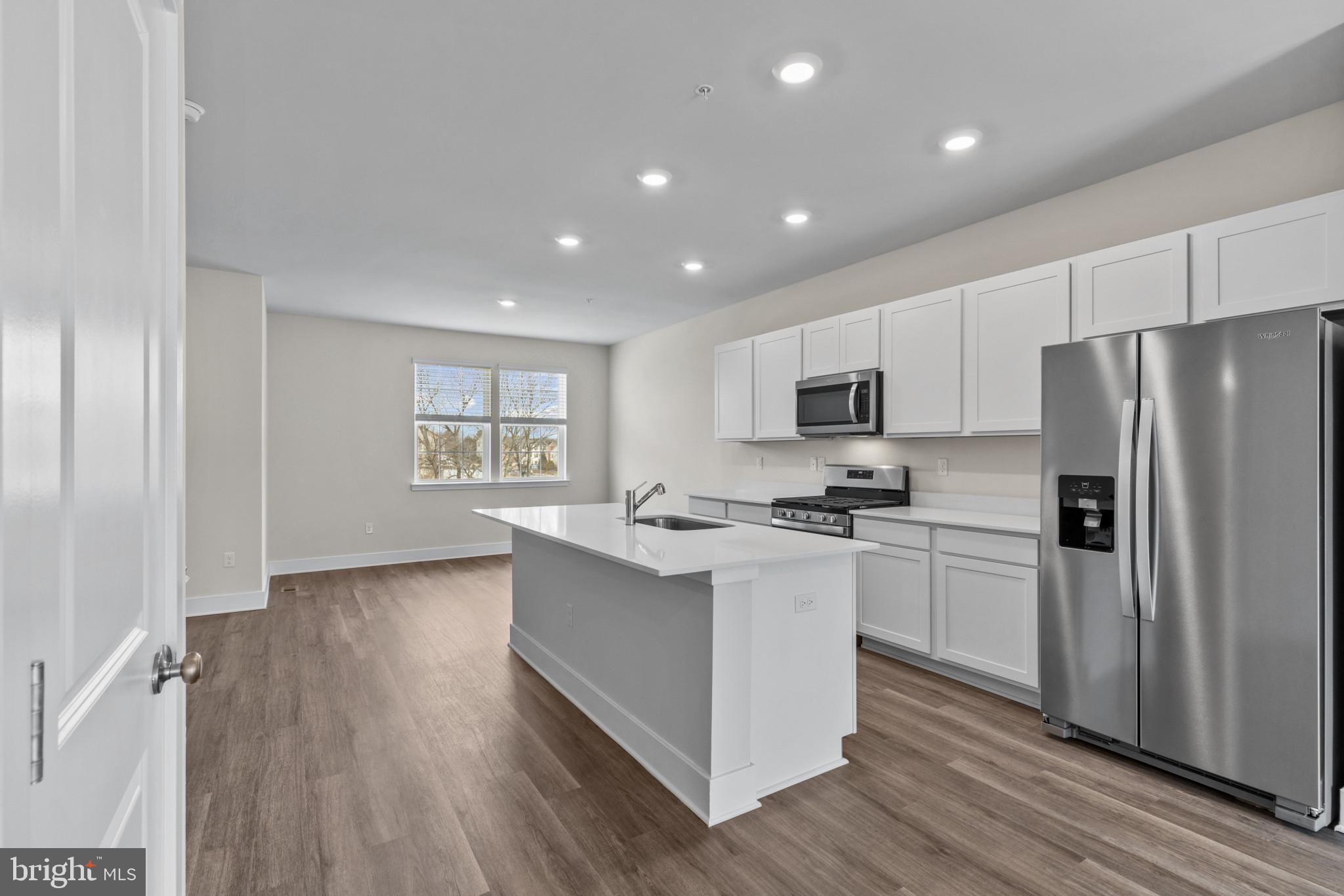 WATERMARK AT WESTPHALIA TOWN CENTER - Residential