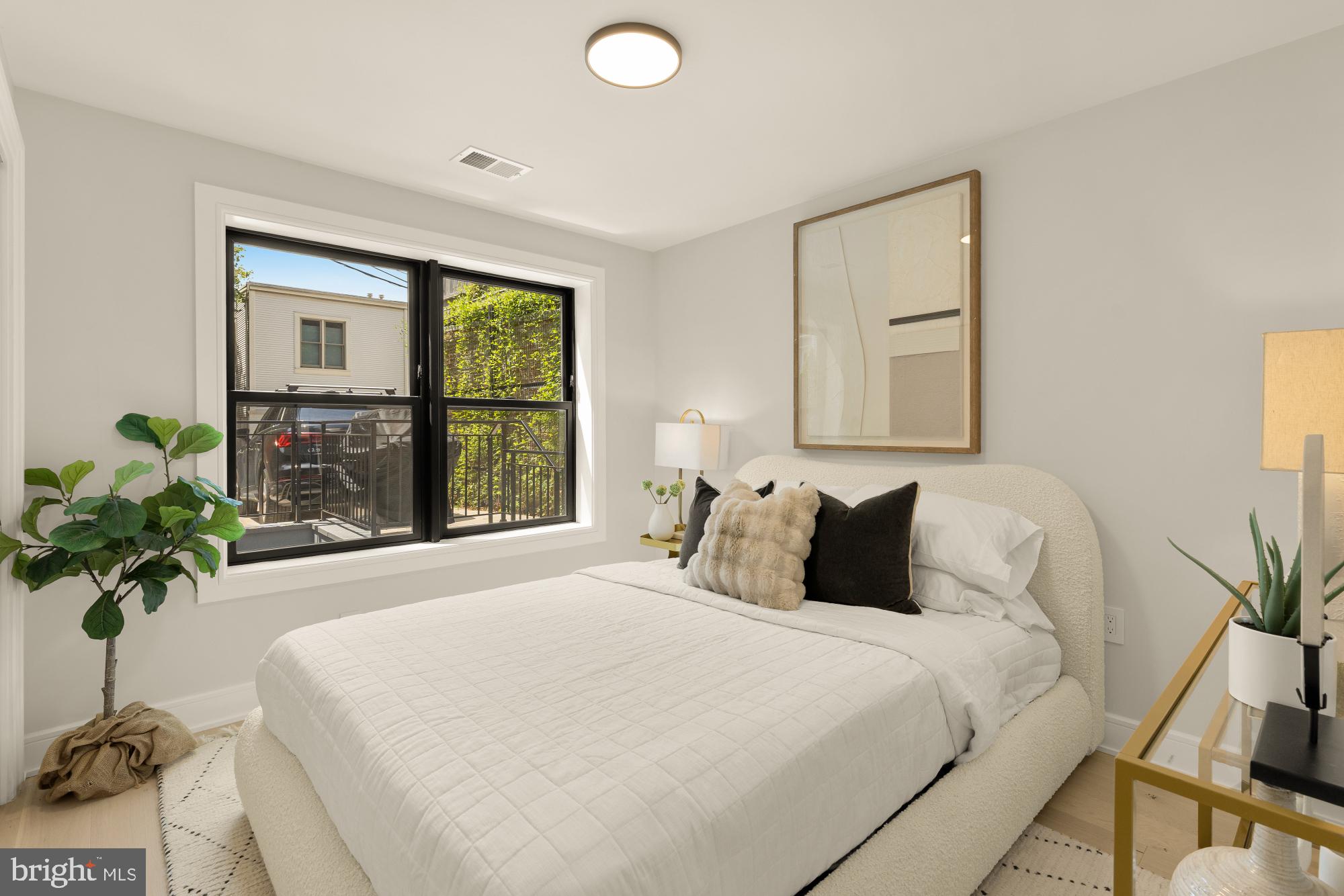647 G ST SE 2