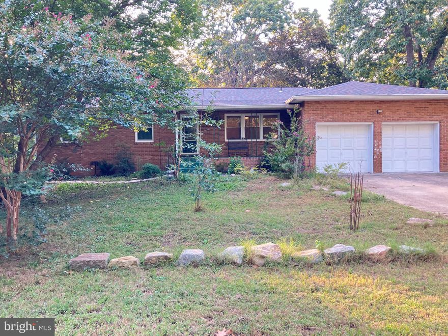 This second-owner, 3-bedroom, 4-full-bath brick rancher in Severna Park’s water-privileged Cape Arthur community is nestled on a backroad with relaxing bird songs yet is conveniently located near restaurants, a grocery store, and much more. It’s freshly painted mostly with BM and SW paint and has a new water heater (2025). Enjoy the natural sunlight that shines through the Kelemer Brother’s windows in the entryway, dining room, sunroom, and kitchen (2023). New windows were also installed in the sunroom and all the bedrooms (approx. 2020). The exterior has aluminum gutters (with guards), soffits, a solar-powered attic vent fan, and Owen’s Corning TruDefinition roof shingles (2018). The main level features naturally warm red oak wood flooring. The unique cedar sunroom offers a relaxing retreat in the backyard. There is central heating (gas) and cooling, along with a cozy gas fireplace. The garage, which features its own split system for heating and cooling, has been converted to additional living space with its own private side-door entrance. The large basement has plenty of space for storage, and it would be a great space for recreation or entertaining. Additional benefits of this home include a fully fenced-in backyard, customizable lighting, and friendly neighbors. The optional HOA for the Cape Arthur community includes beach access, slots for kayaks, and piers for docking boats. The free amenities include a basketball court, tennis court, a large field with soccer nets, benches and grills, and a playground. This charming property won’t last long.