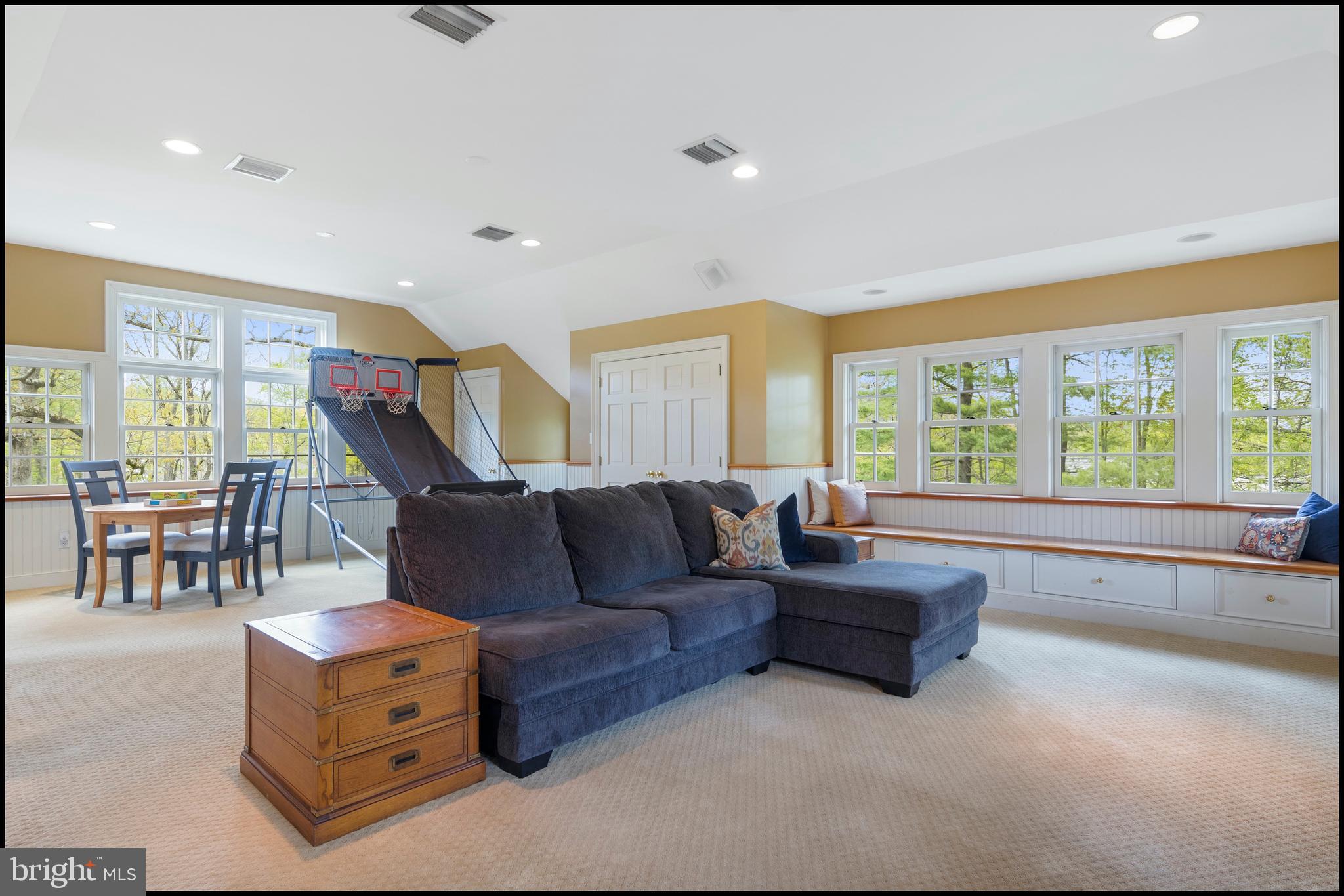 GREENBRIAR - Residential