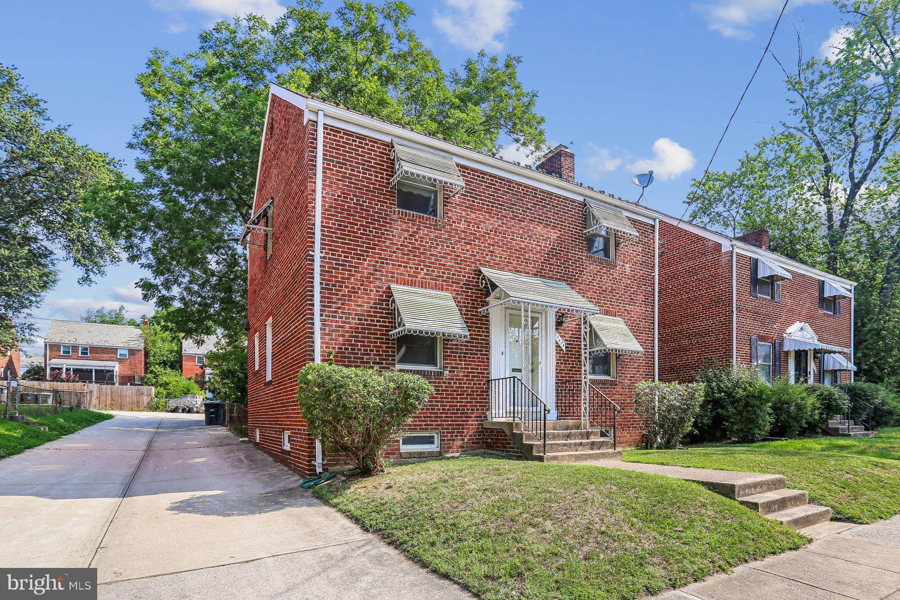 1674 VARNUM PLACE NE