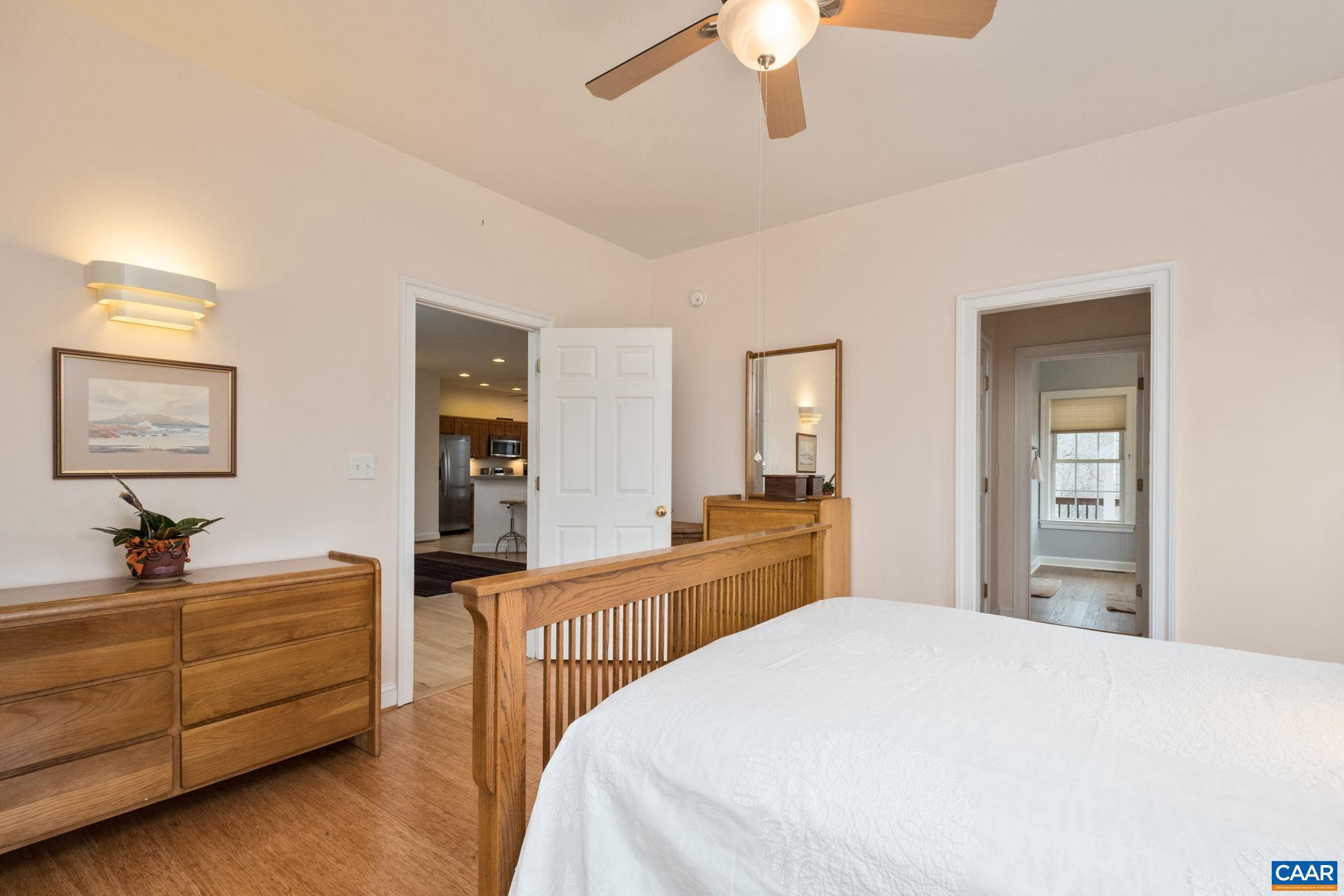 CEDAR LAKE - Residential