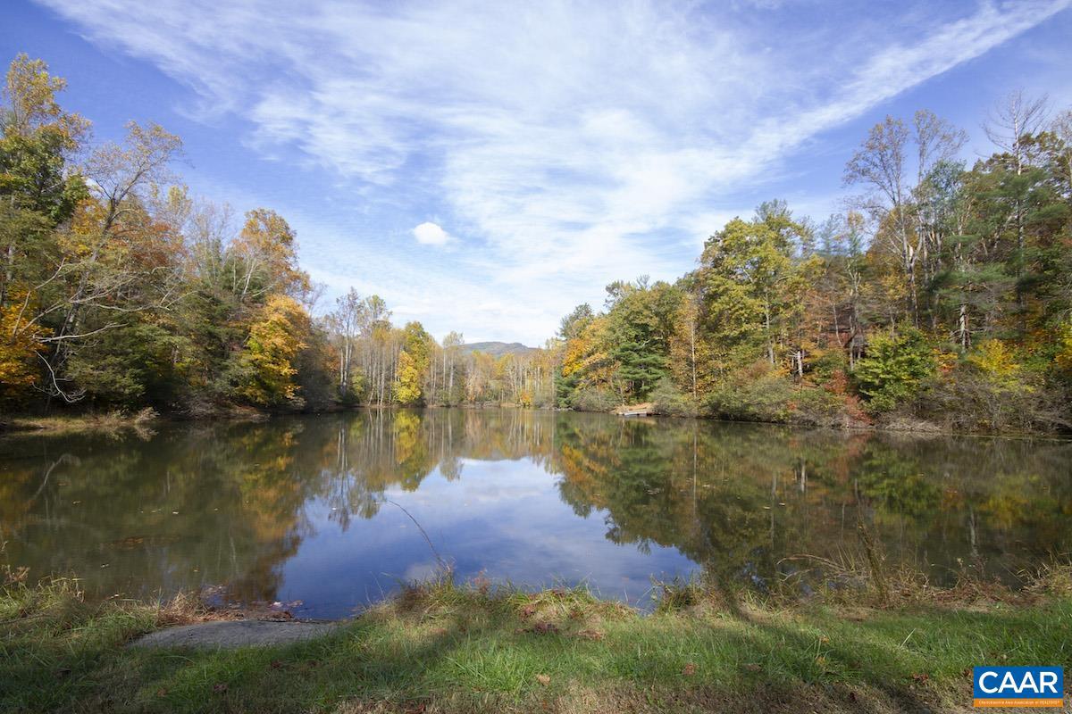 CEDAR LAKE - Residential