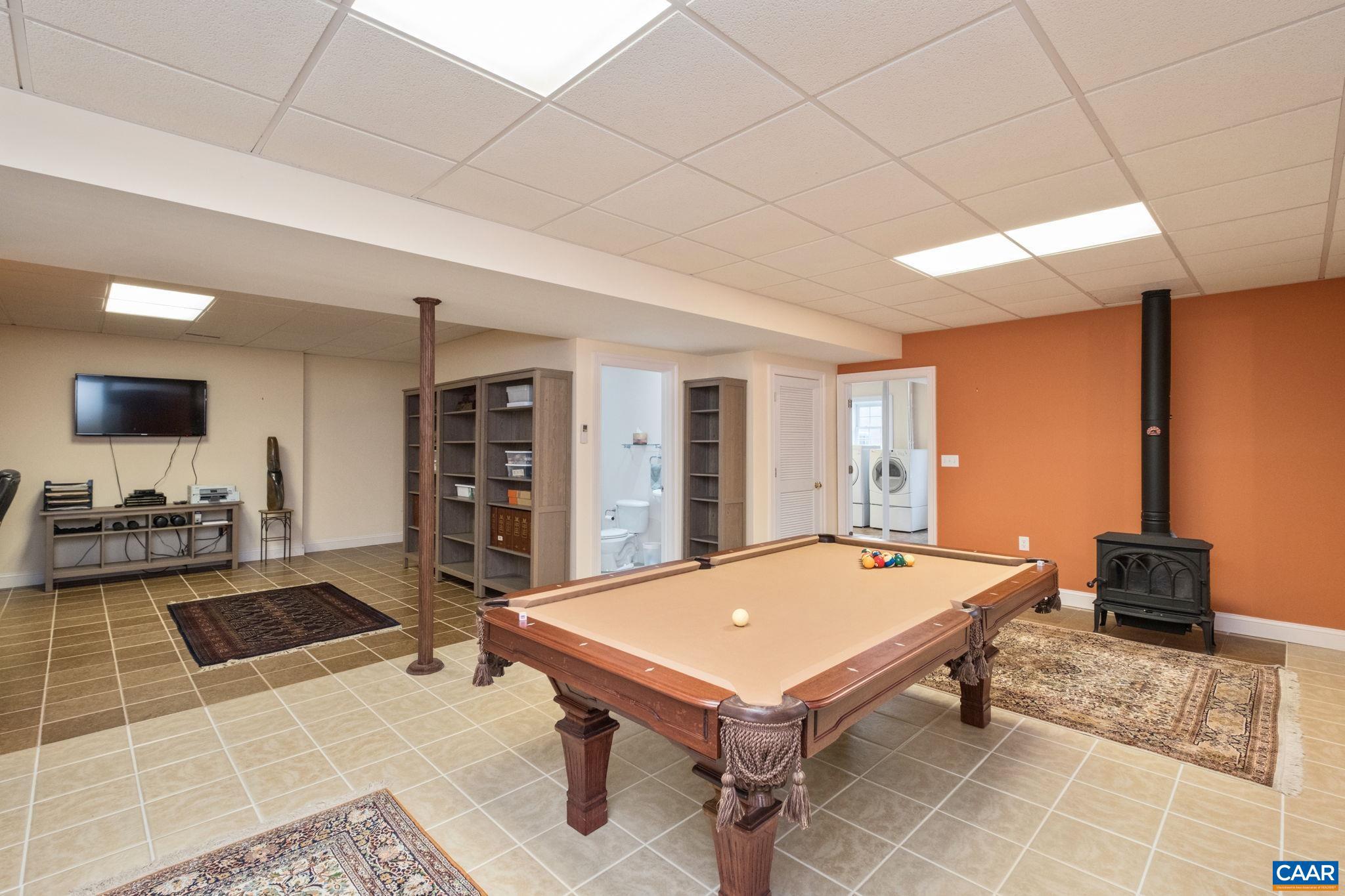 CEDAR LAKE - Residential