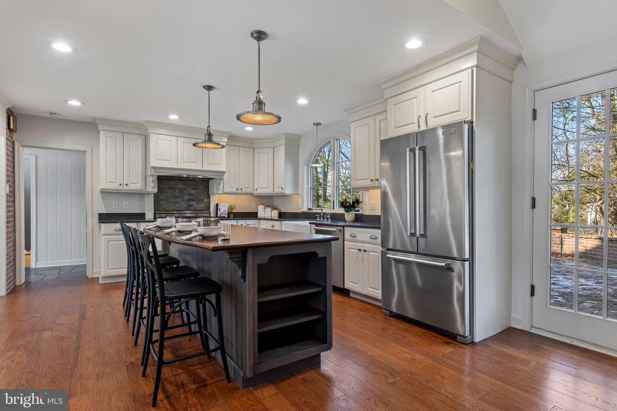 Radnor, Pennsylvania 19087, United States, 4 Bedrooms Bedrooms, ,4 BathroomsBathrooms,Residential,Pending,12517