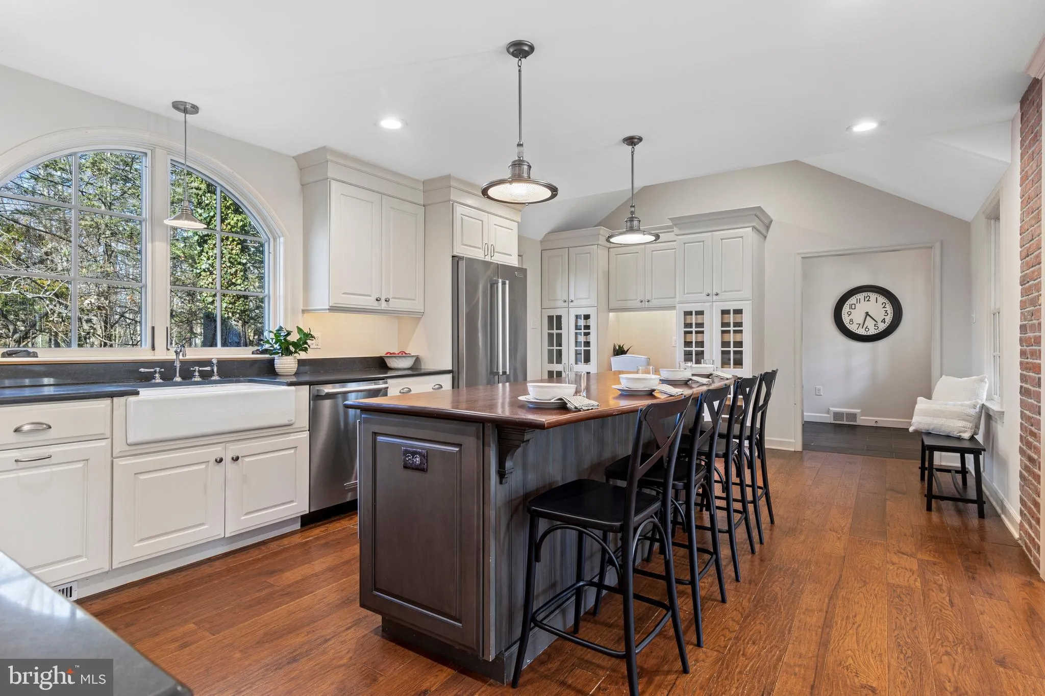 Radnor, Pennsylvania 19087, United States, 4 Bedrooms Bedrooms, ,4 BathroomsBathrooms,Residential,Pending,12517