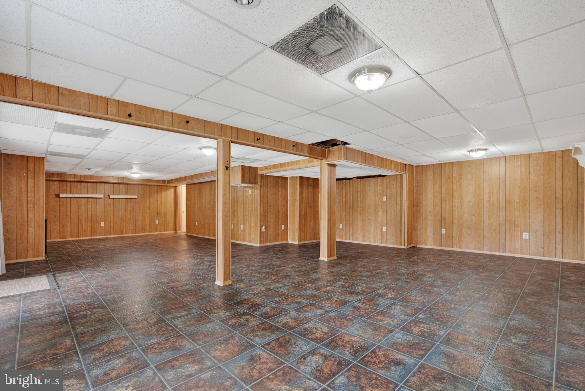 EASTLAND - Residential