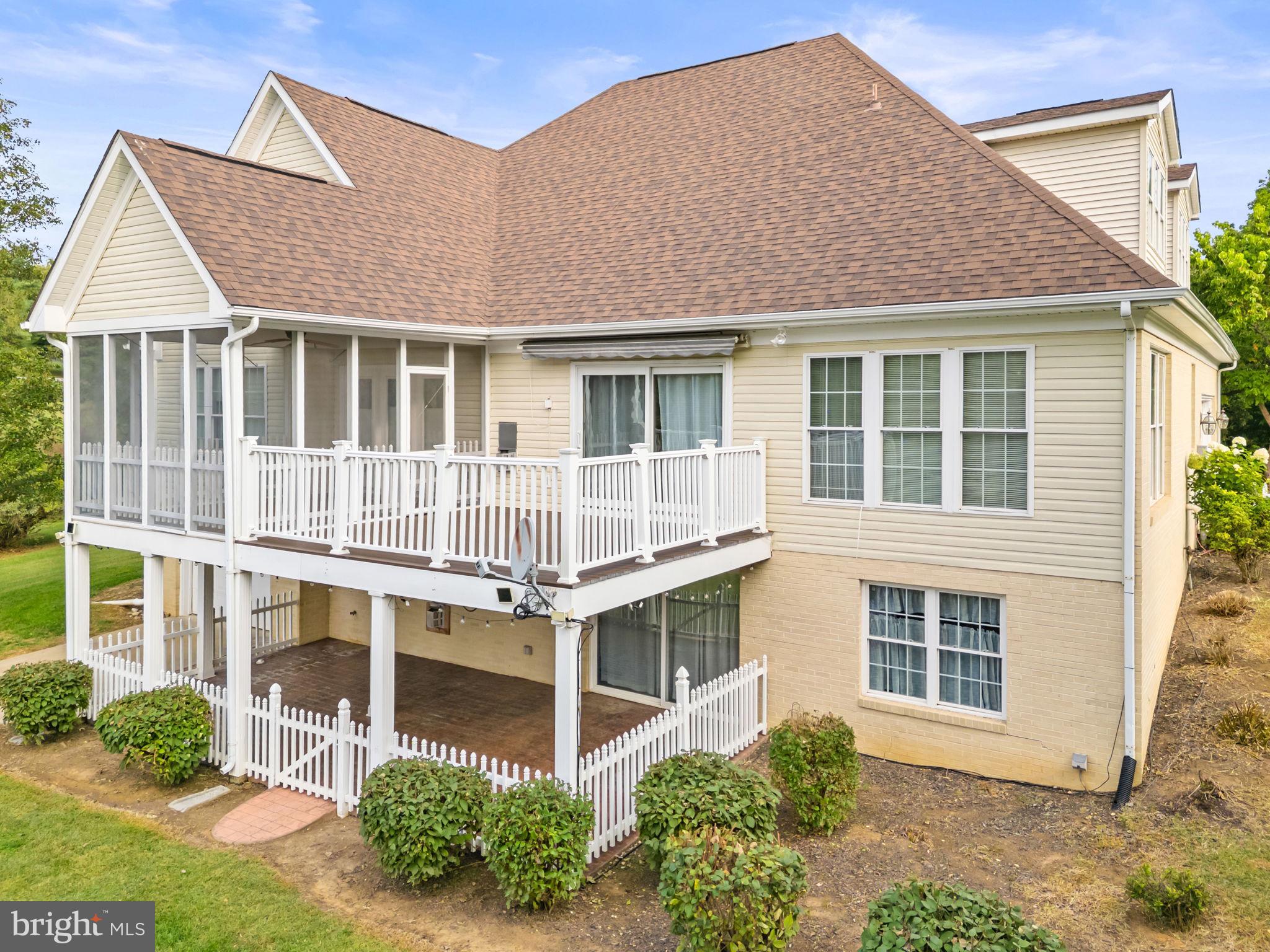 EASTLAND - Residential