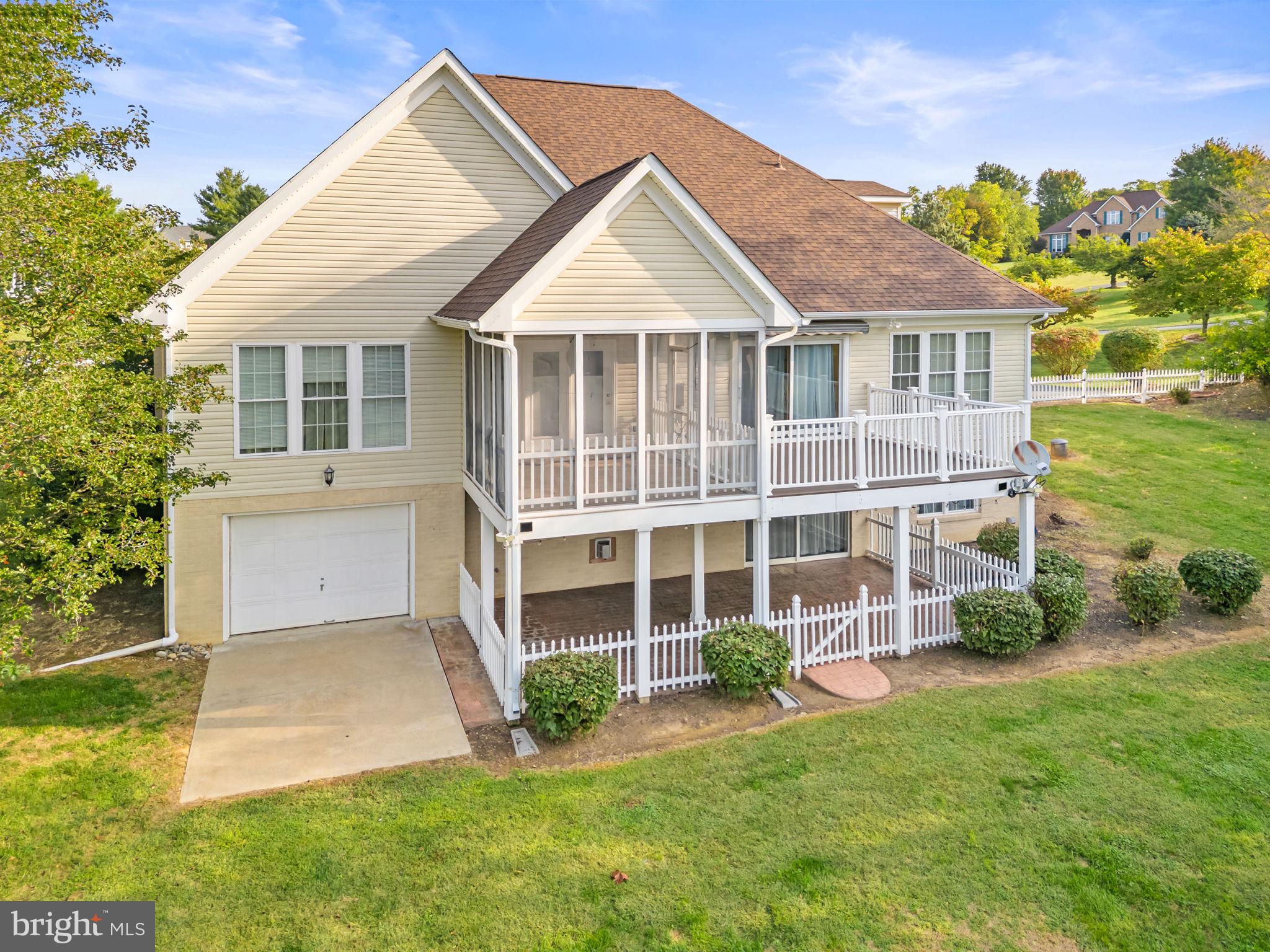 EASTLAND - Residential