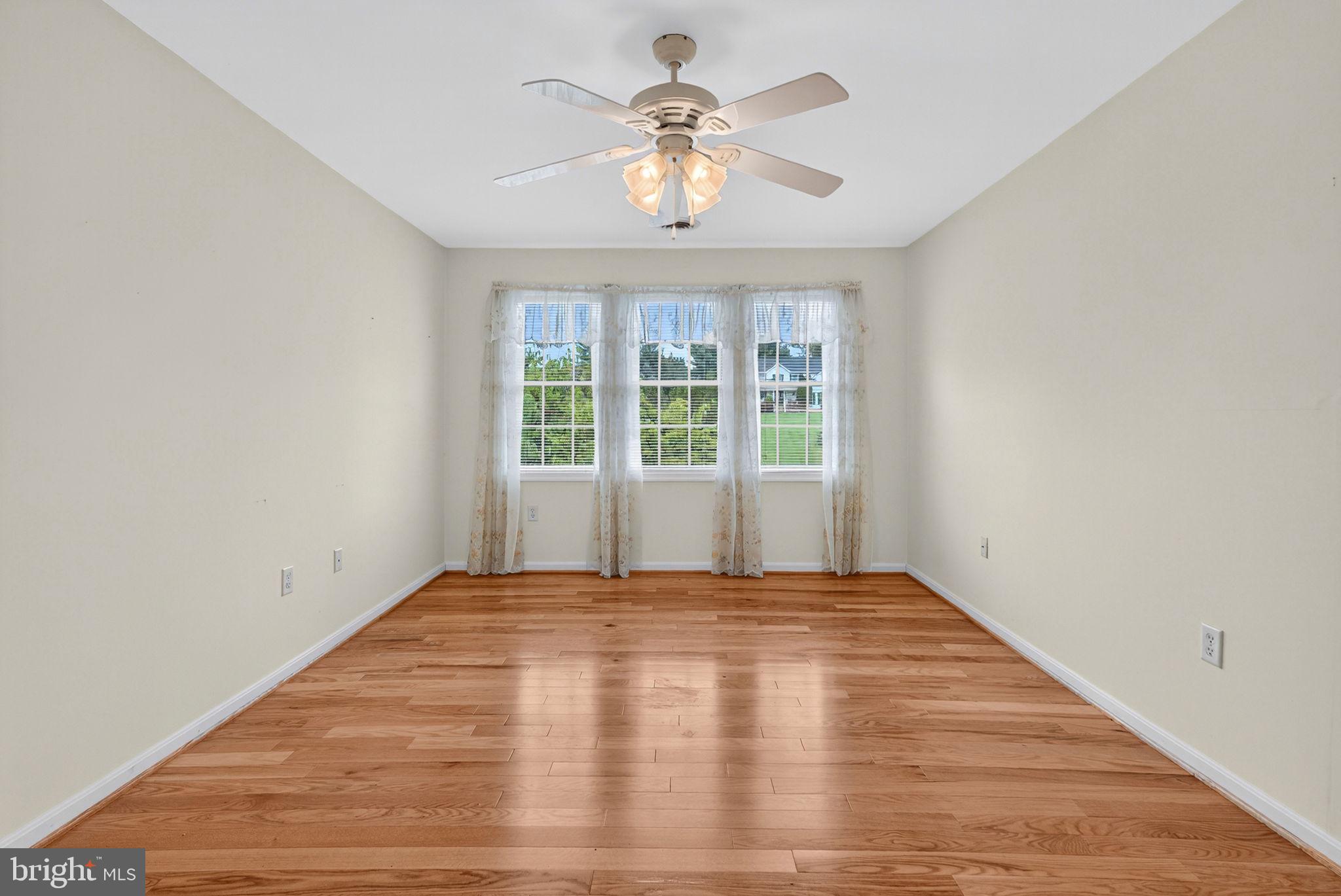 EASTLAND - Residential