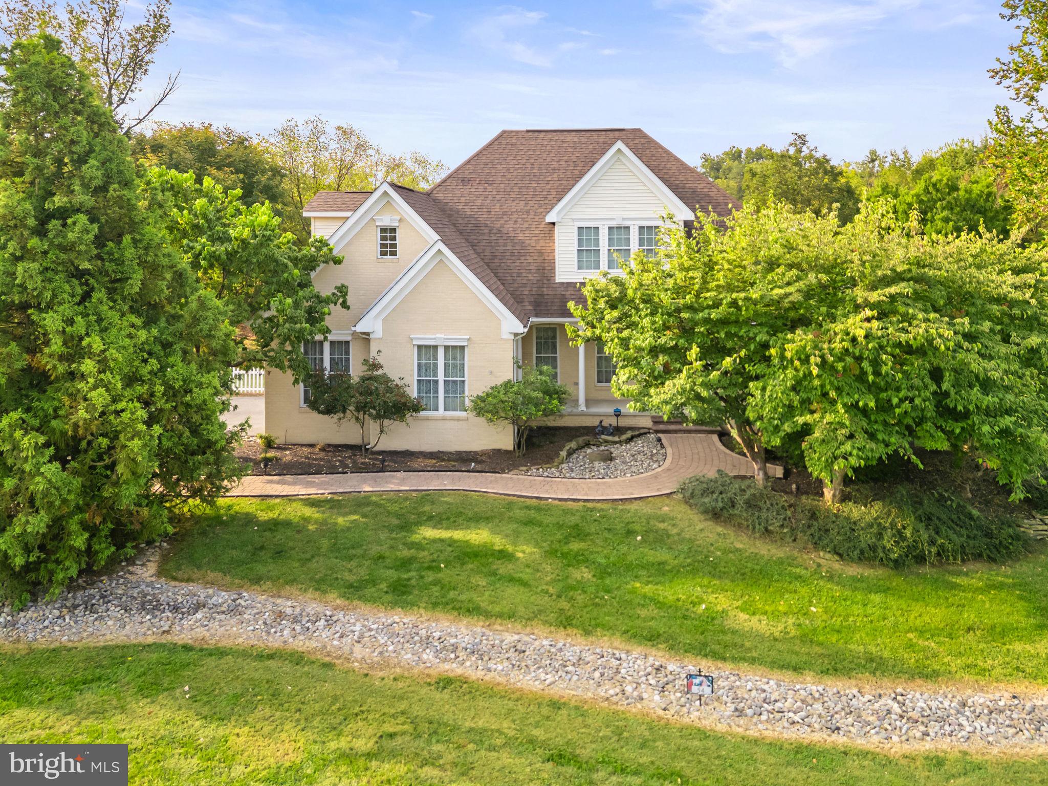 EASTLAND - Residential