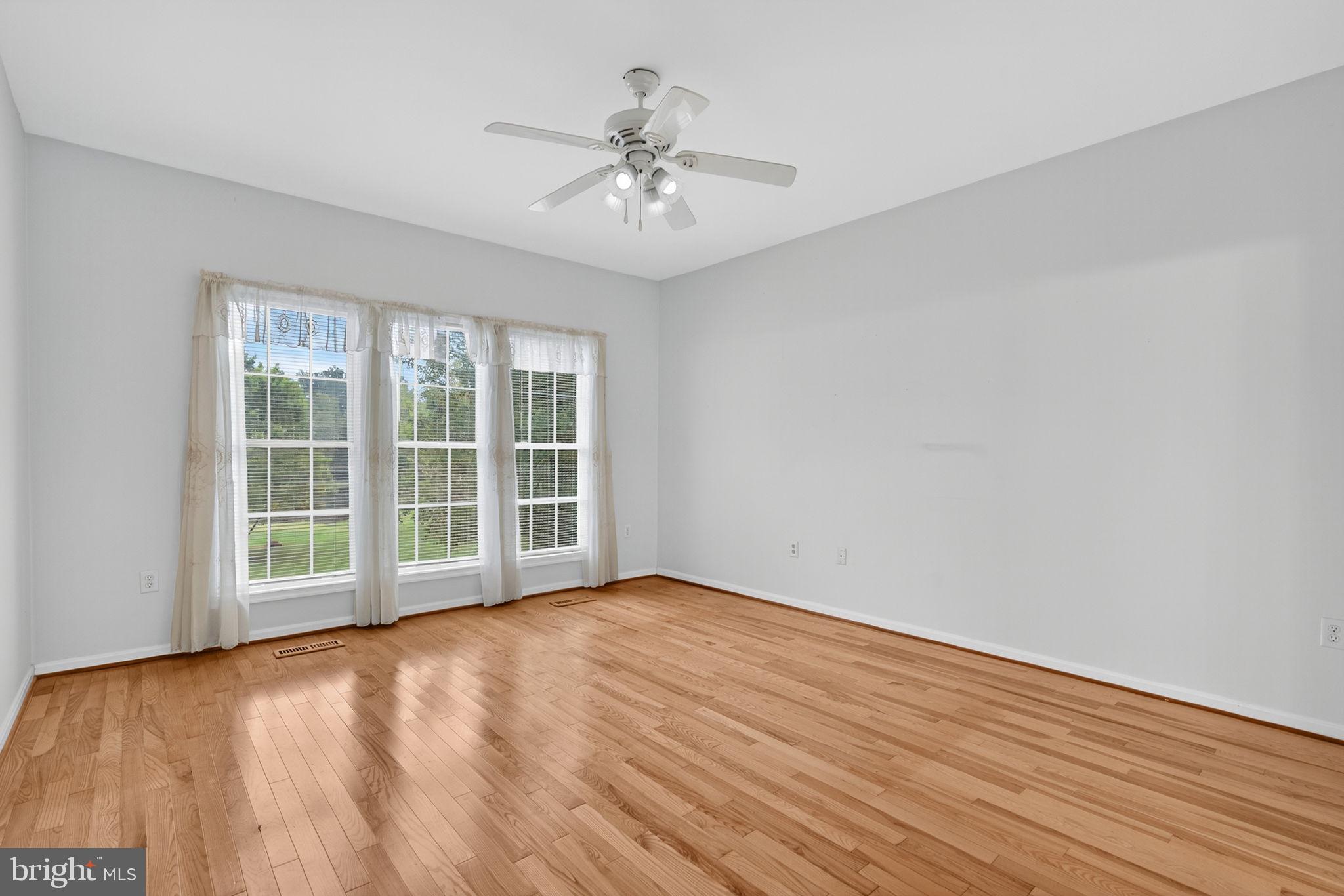 EASTLAND - Residential