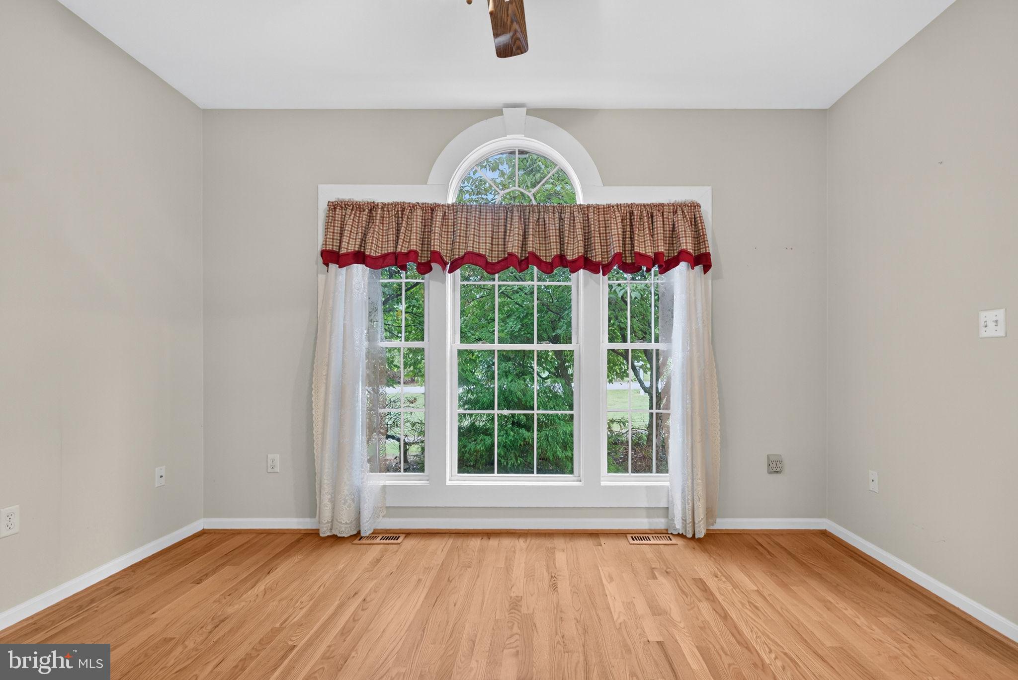 EASTLAND - Residential