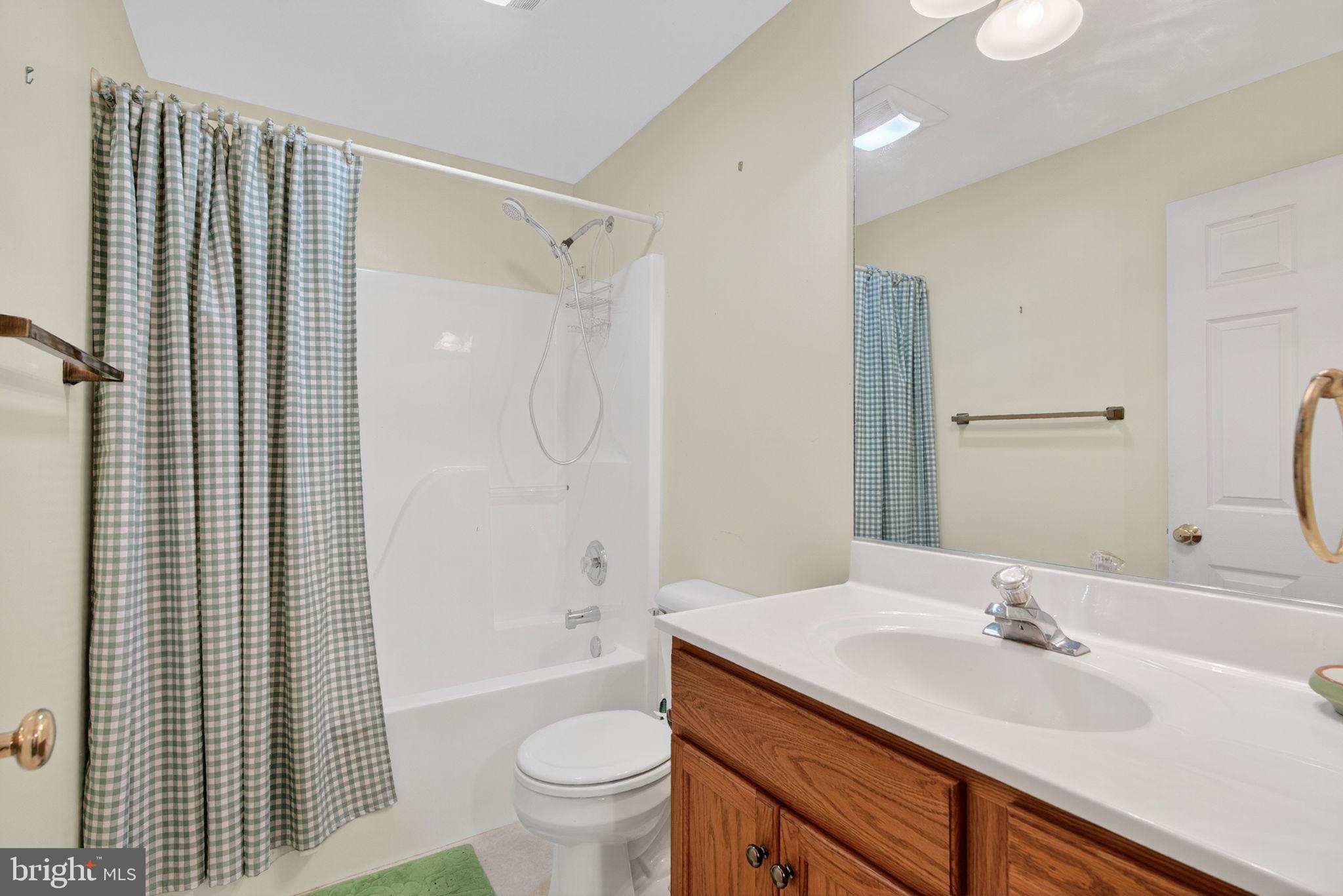 EASTLAND - Residential