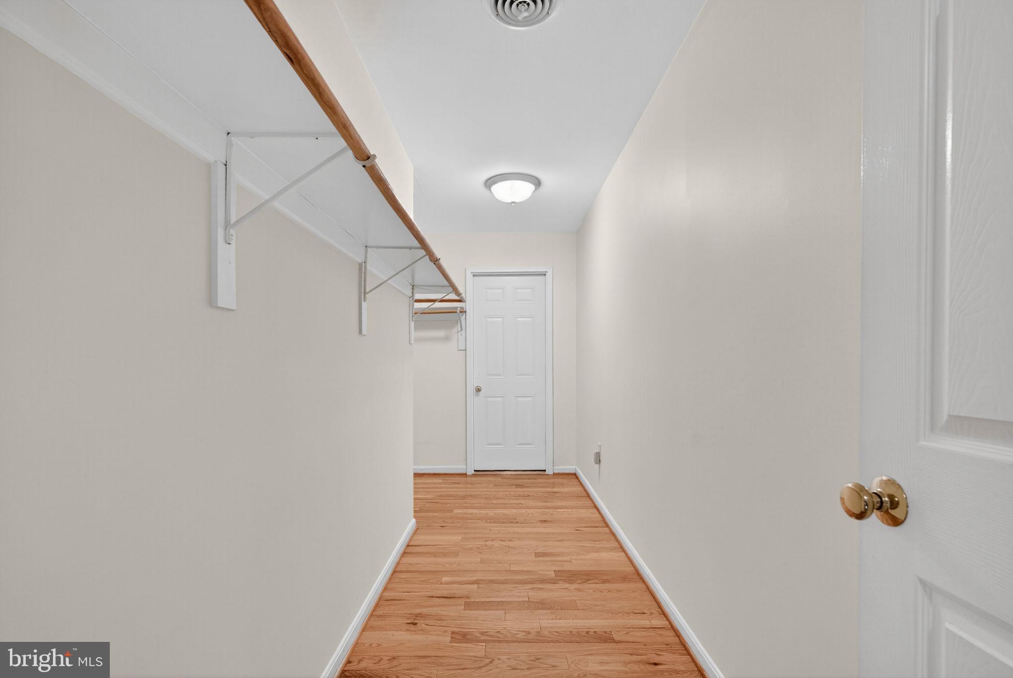 EASTLAND - Residential