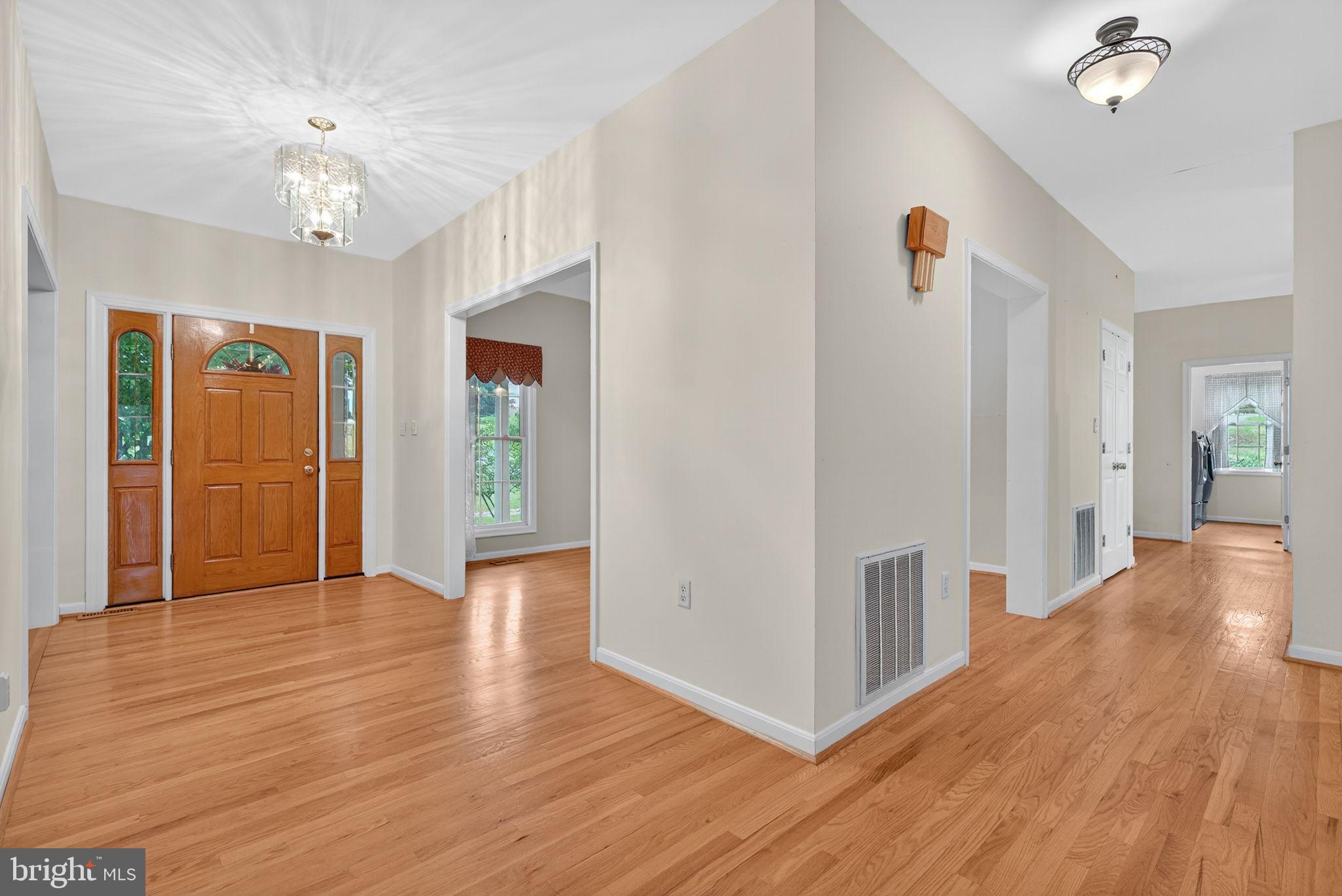 EASTLAND - Residential