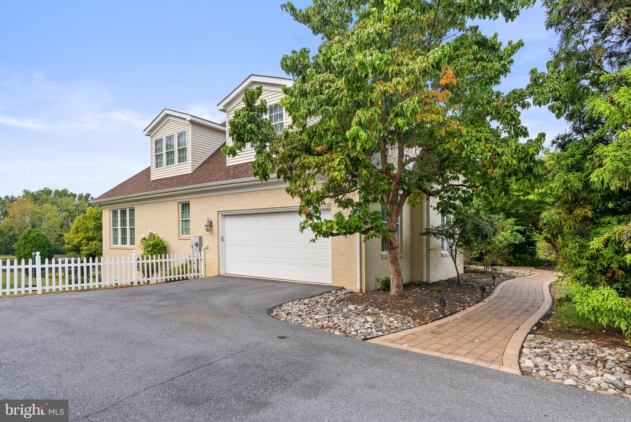 EASTLAND - Residential