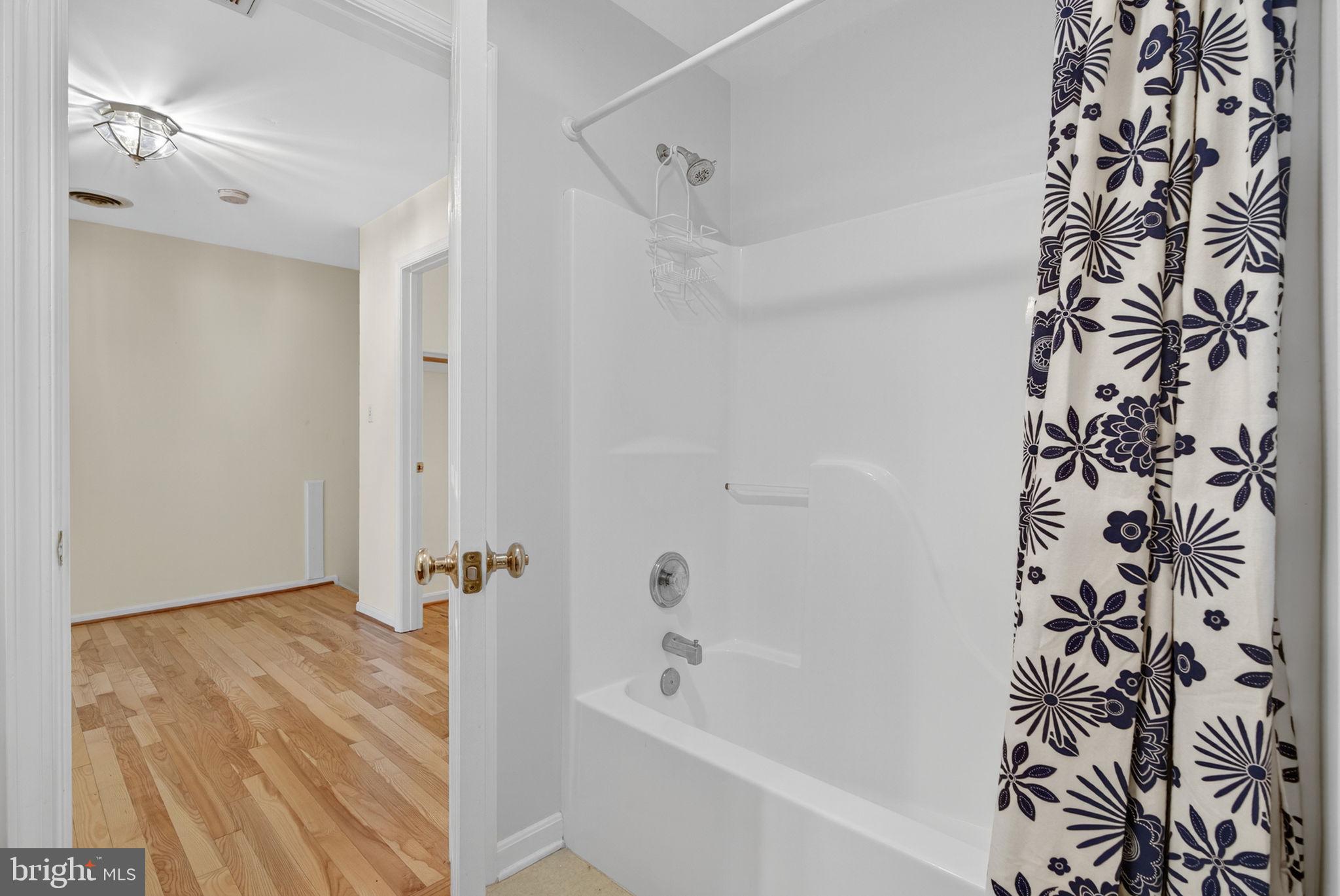 EASTLAND - Residential