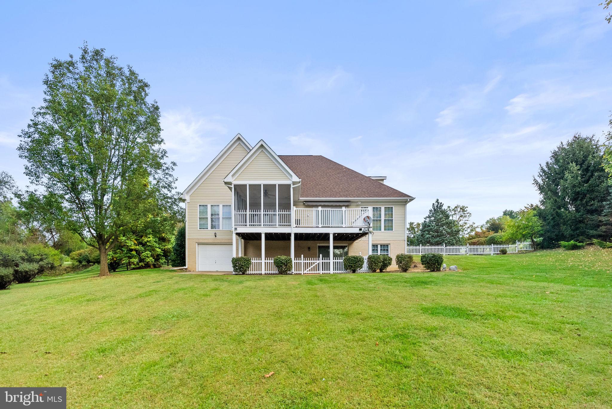 EASTLAND - Residential