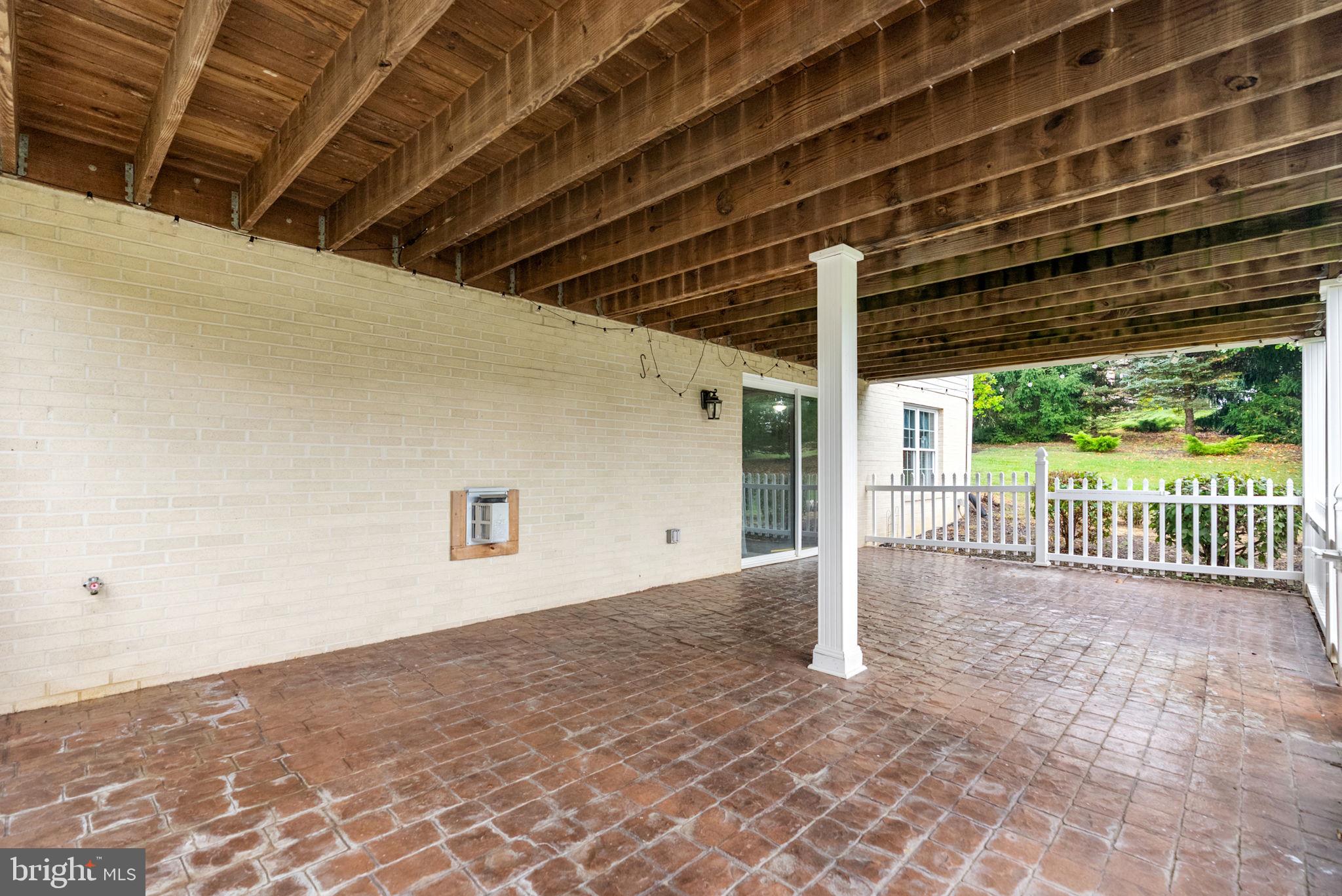 EASTLAND - Residential