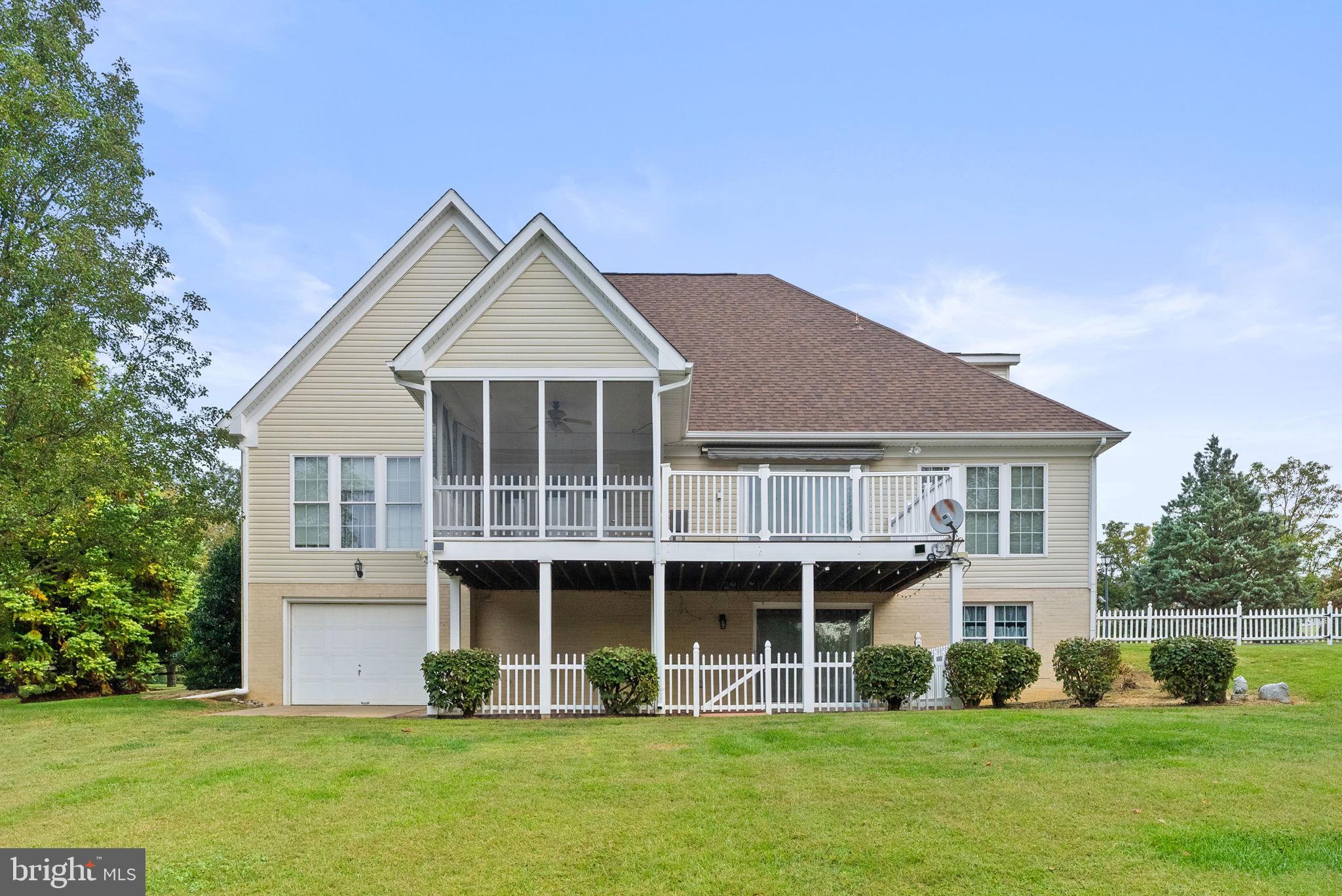 EASTLAND - Residential