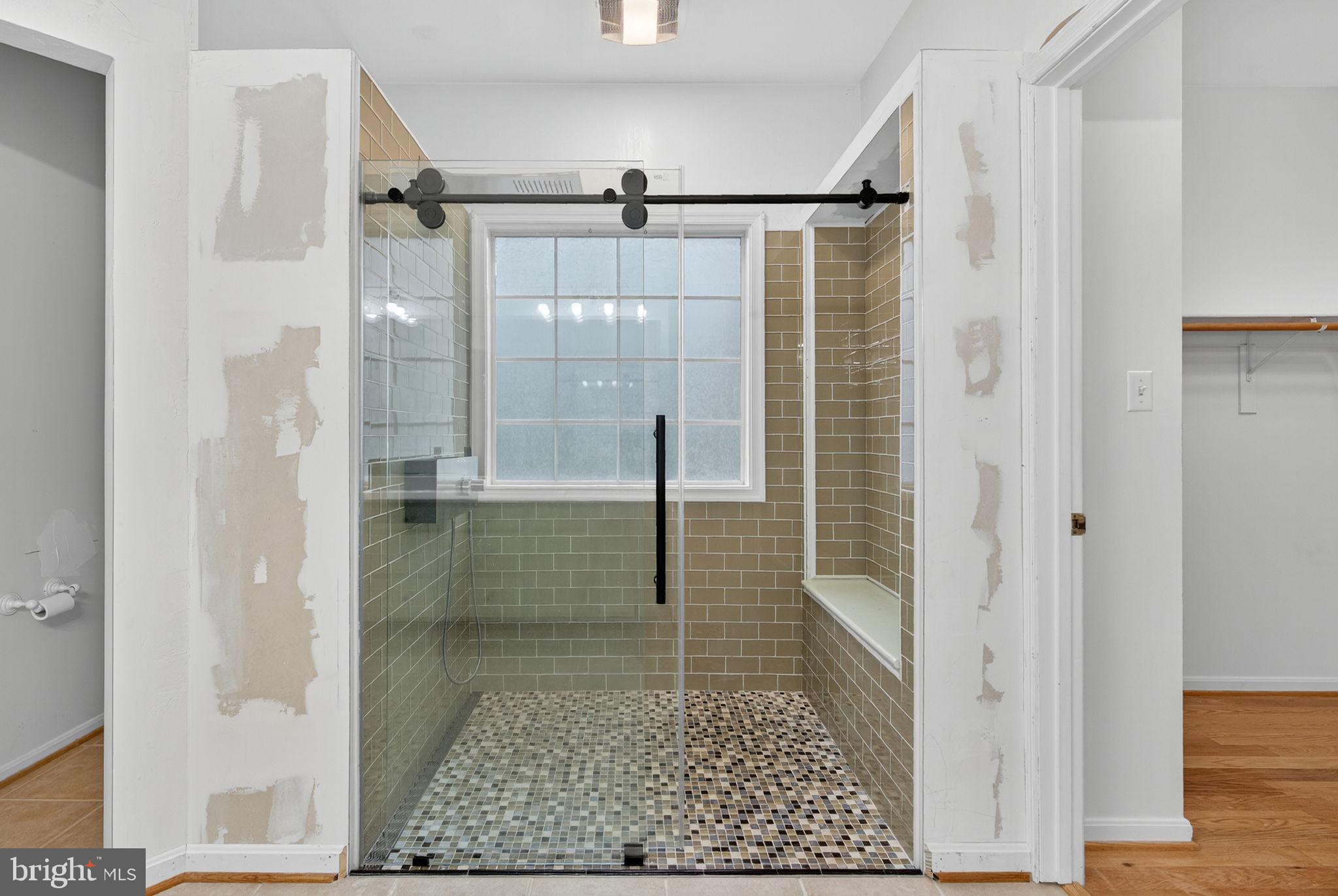 EASTLAND - Residential