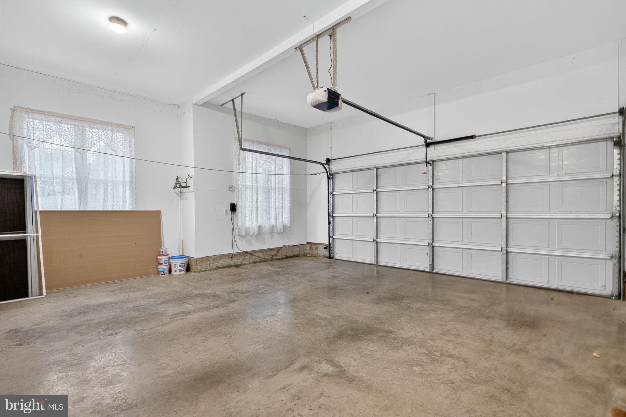 EASTLAND - Residential