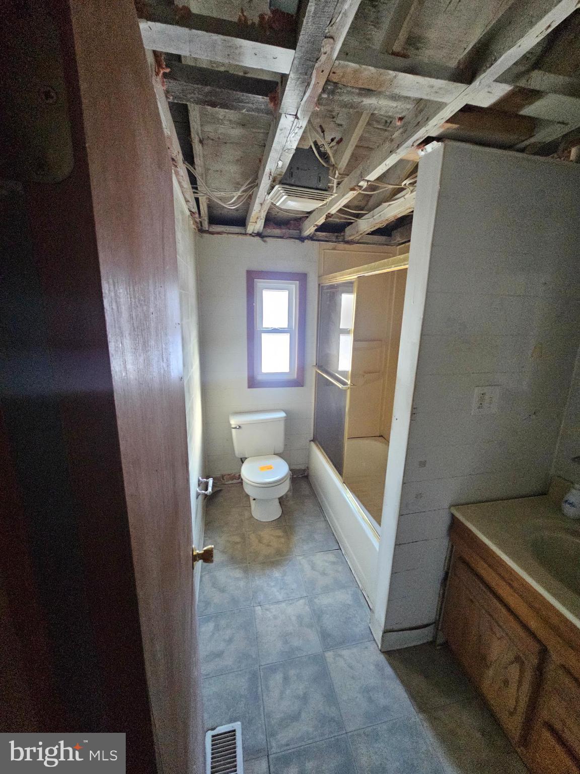 VENICE ON THE BAY - Residential