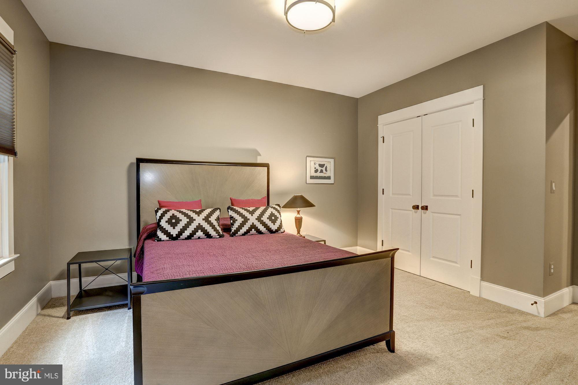 GLEN ECHO HEIGHTS - Residential