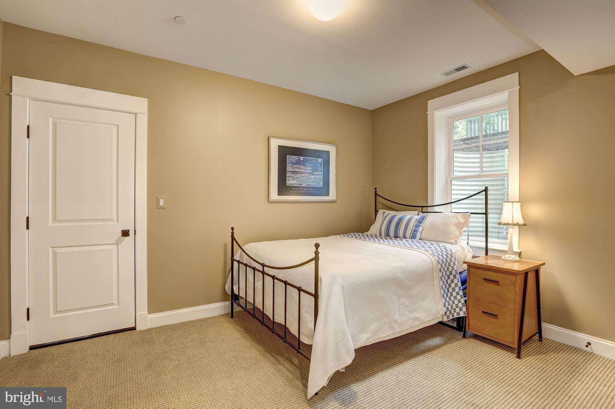 GLEN ECHO HEIGHTS - Residential