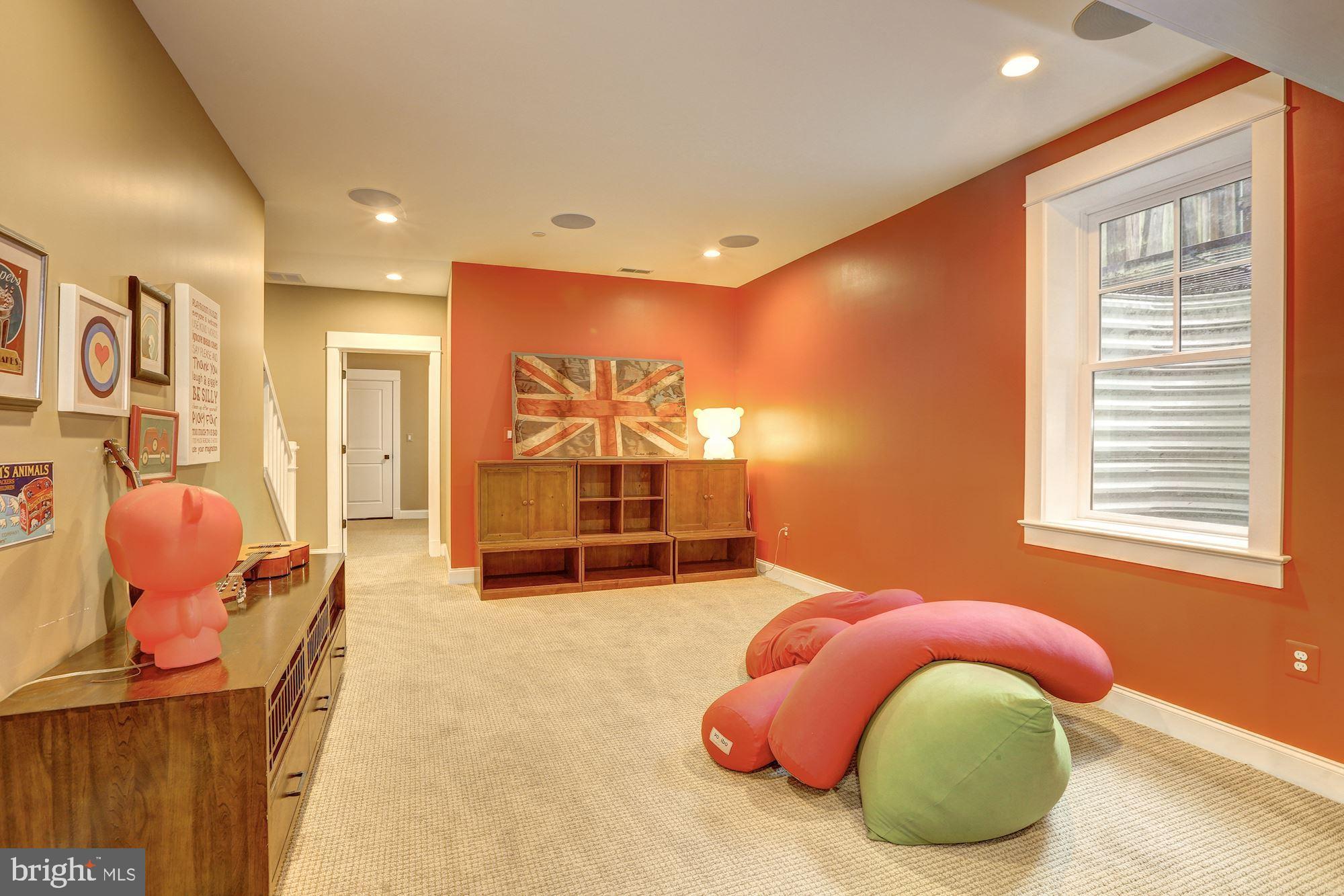 GLEN ECHO HEIGHTS - Residential