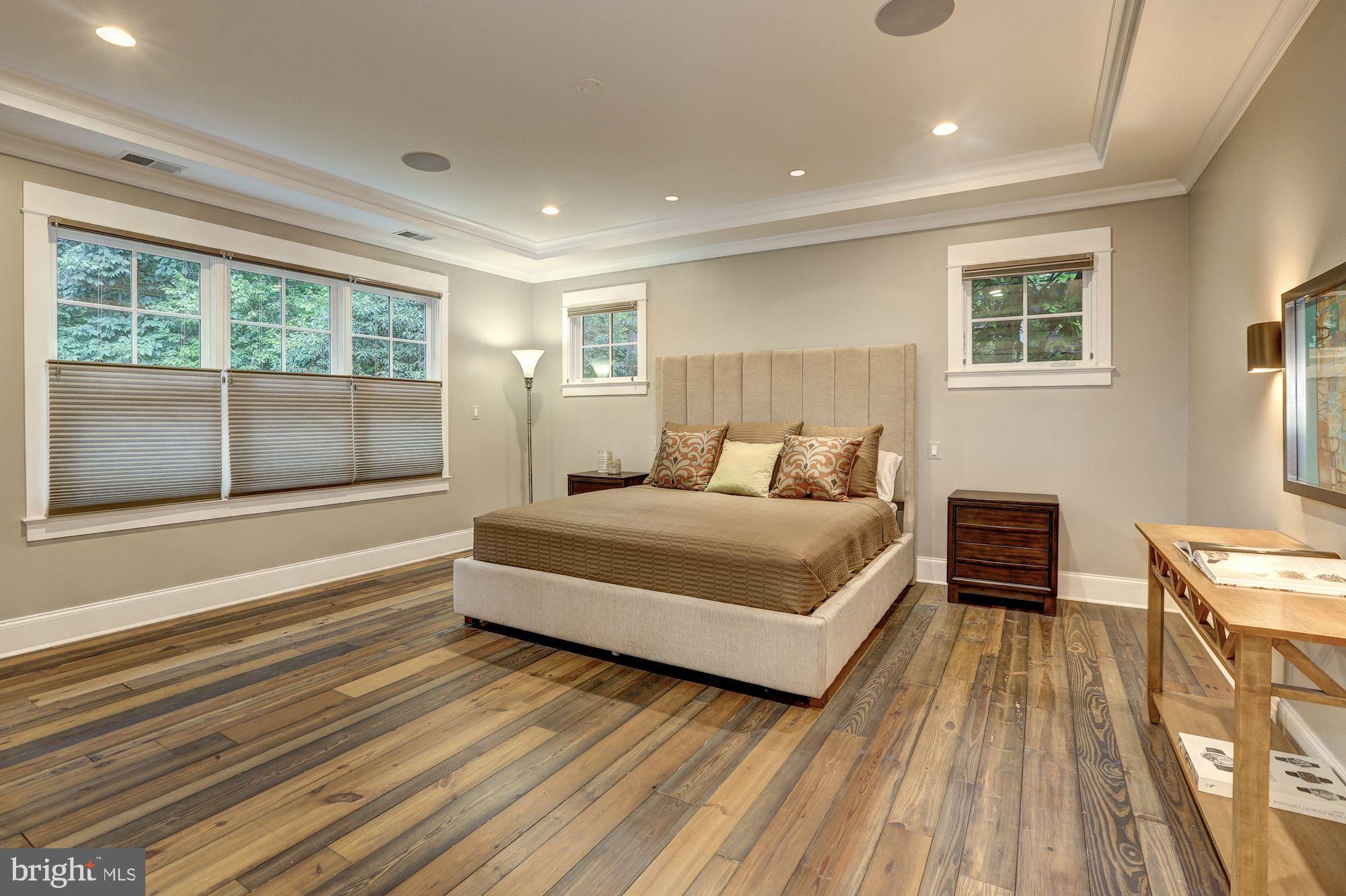 GLEN ECHO HEIGHTS - Residential