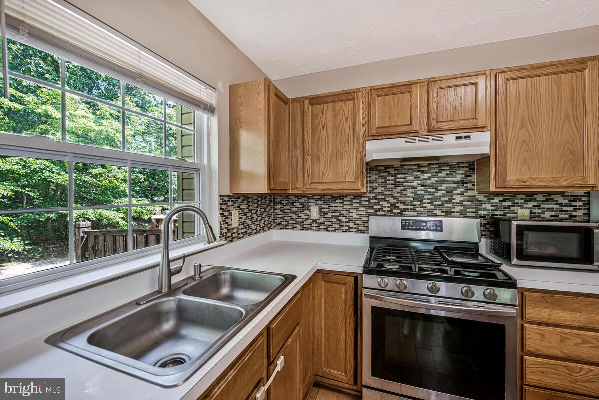 3218 WATER LILY COURT