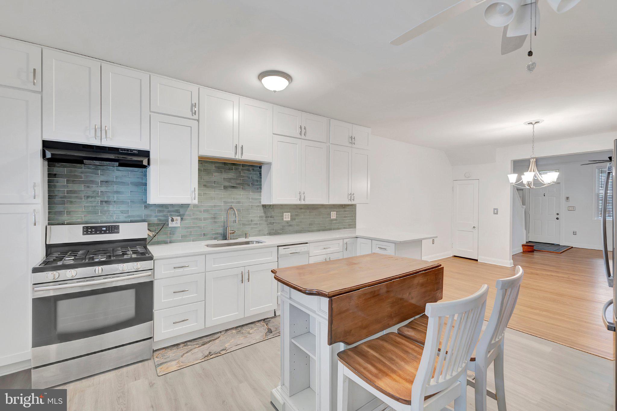 HAMPDEN HISTORIC DISTRICT - Residential