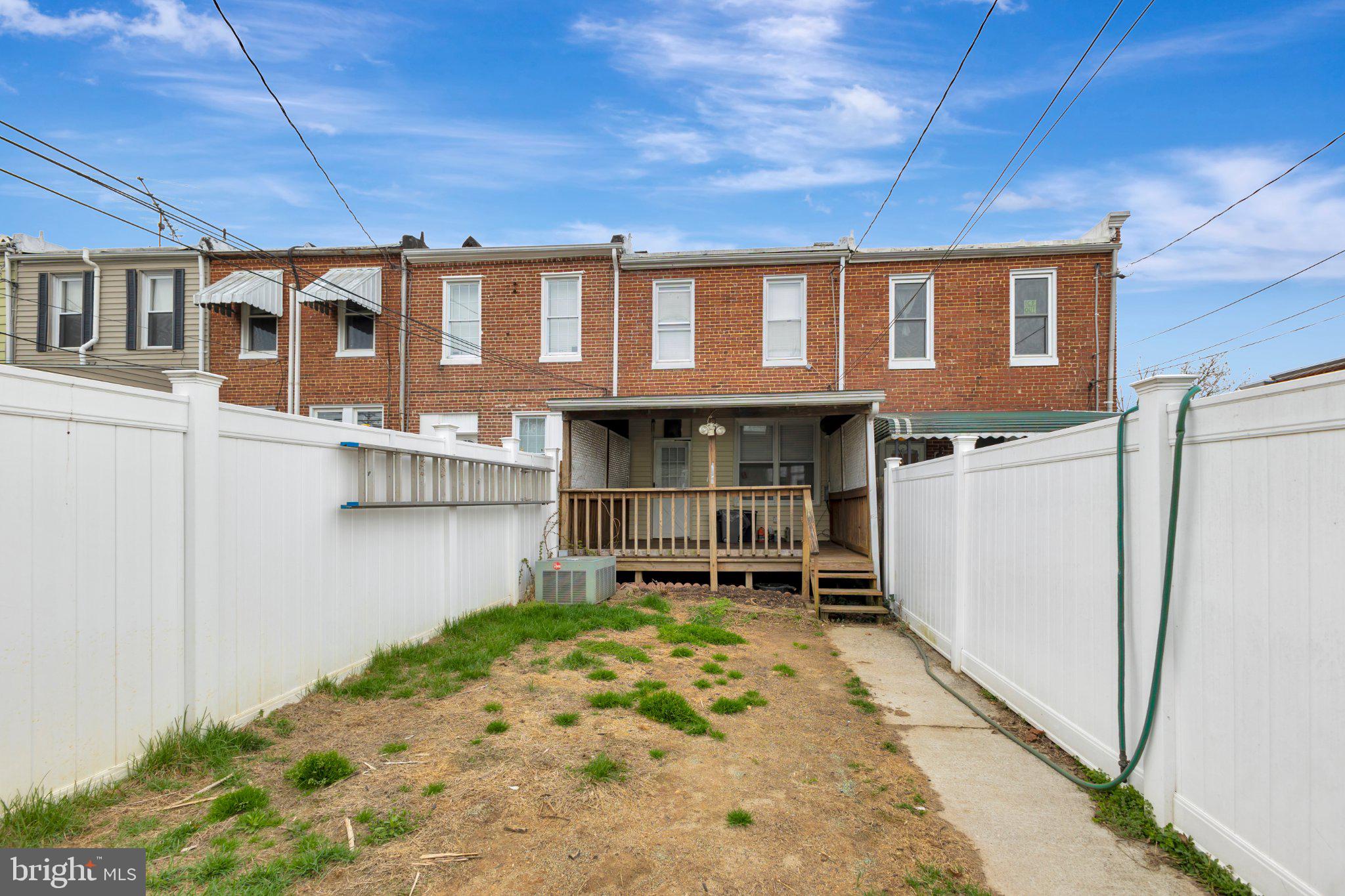 HAMPDEN HISTORIC DISTRICT - Residential