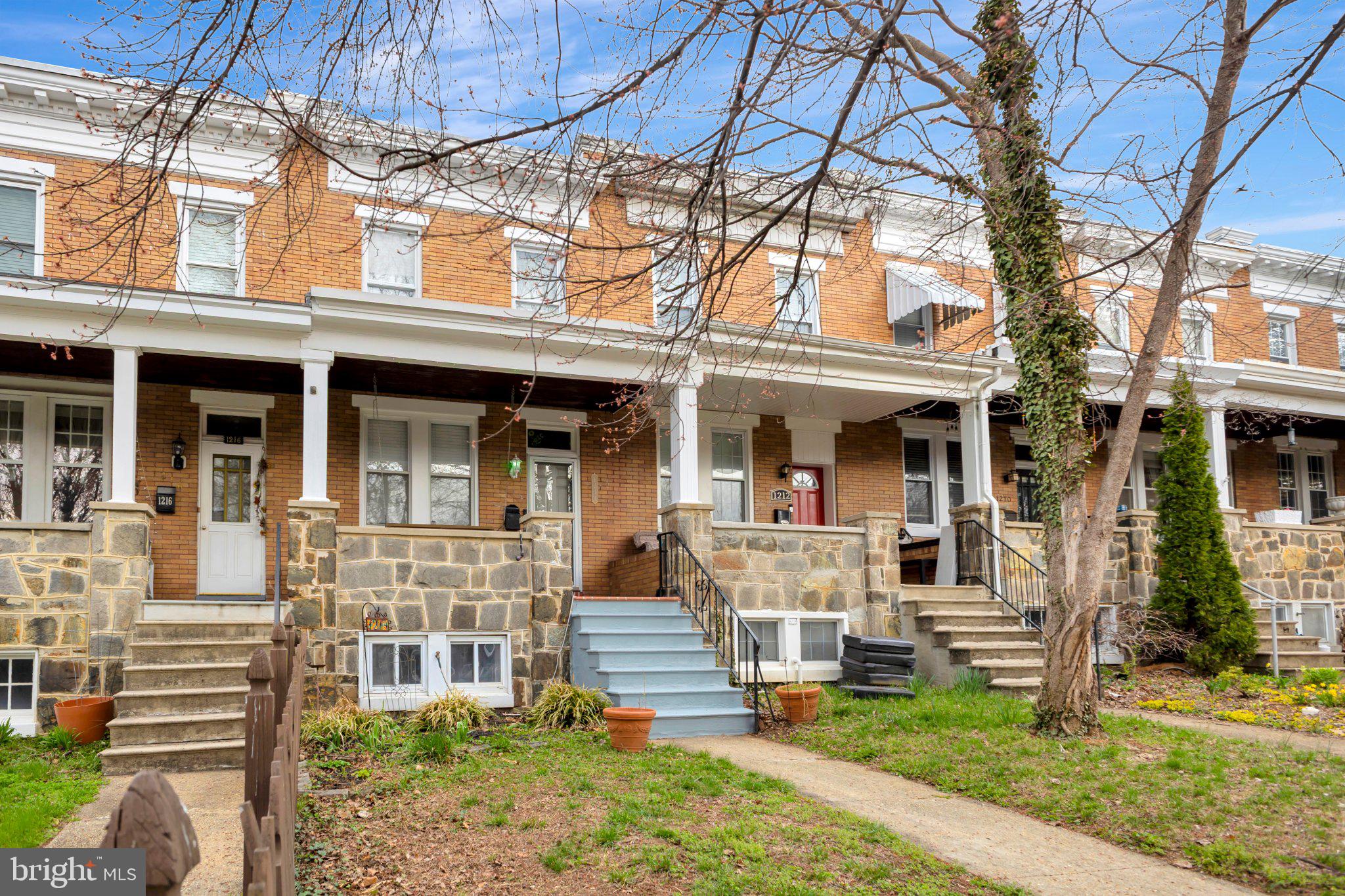 HAMPDEN HISTORIC DISTRICT - Residential