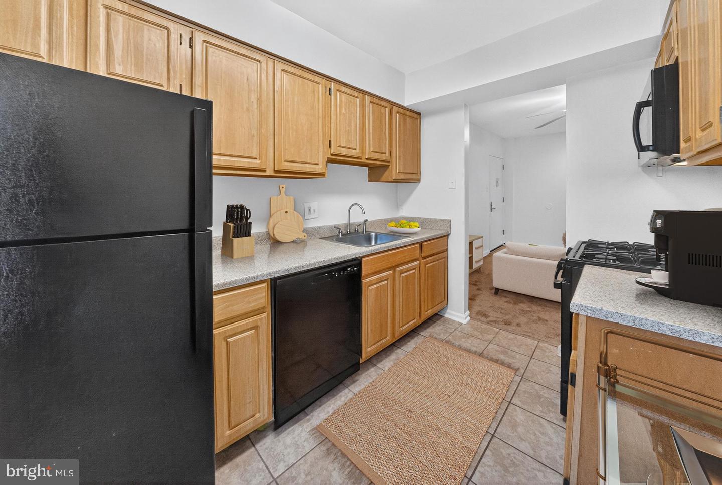 400 TAYLOR ST NE B41