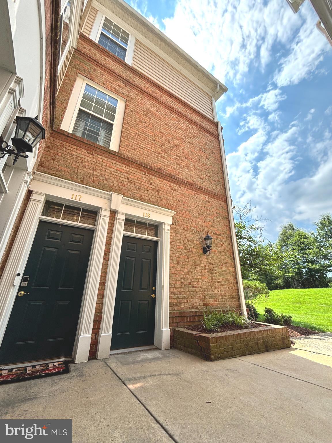 THE RIDGES @ BELMONT COUNTRY CLUB - Residential