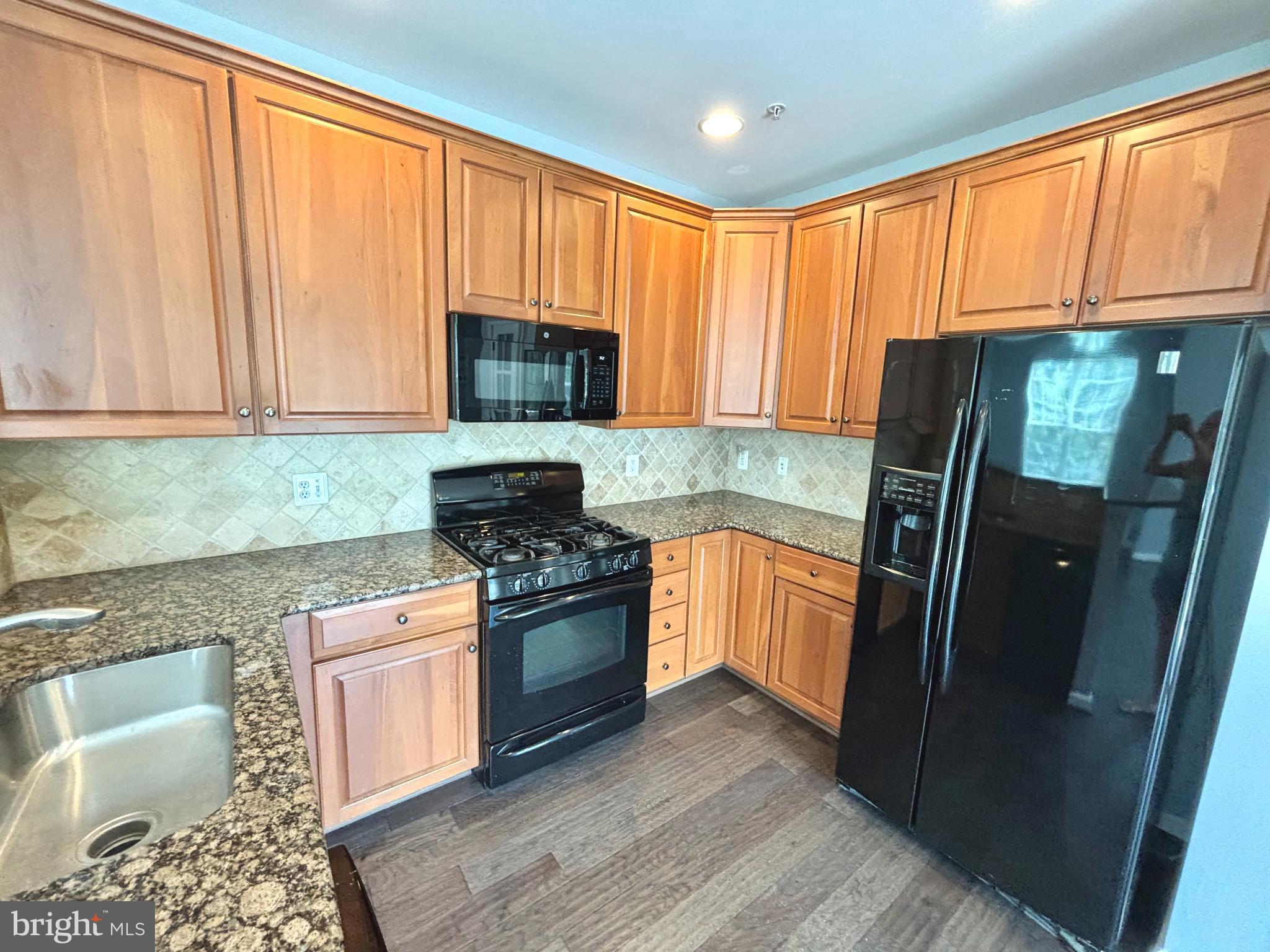 THE RIDGES @ BELMONT COUNTRY CLUB - Residential