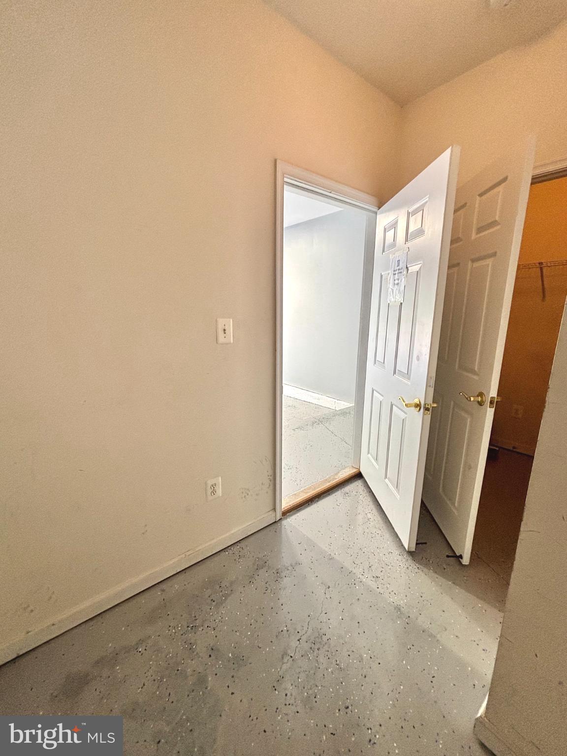 THE RIDGES @ BELMONT COUNTRY CLUB - Residential