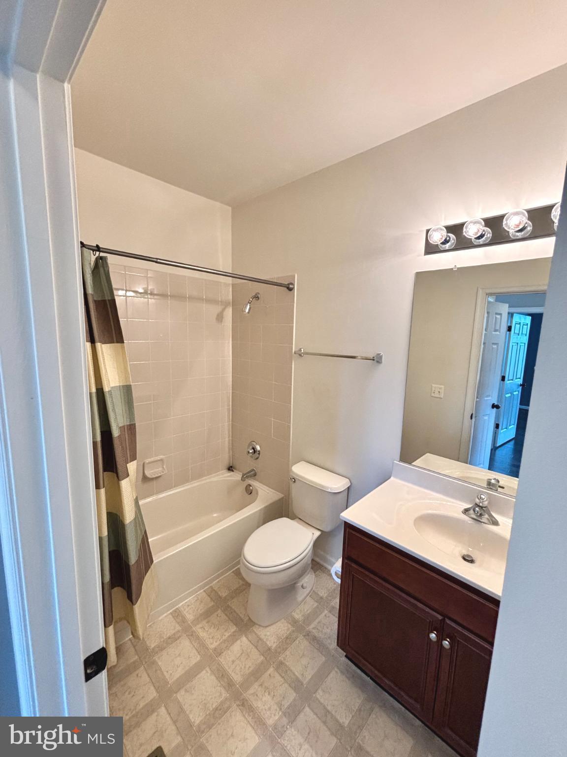 THE RIDGES @ BELMONT COUNTRY CLUB - Residential