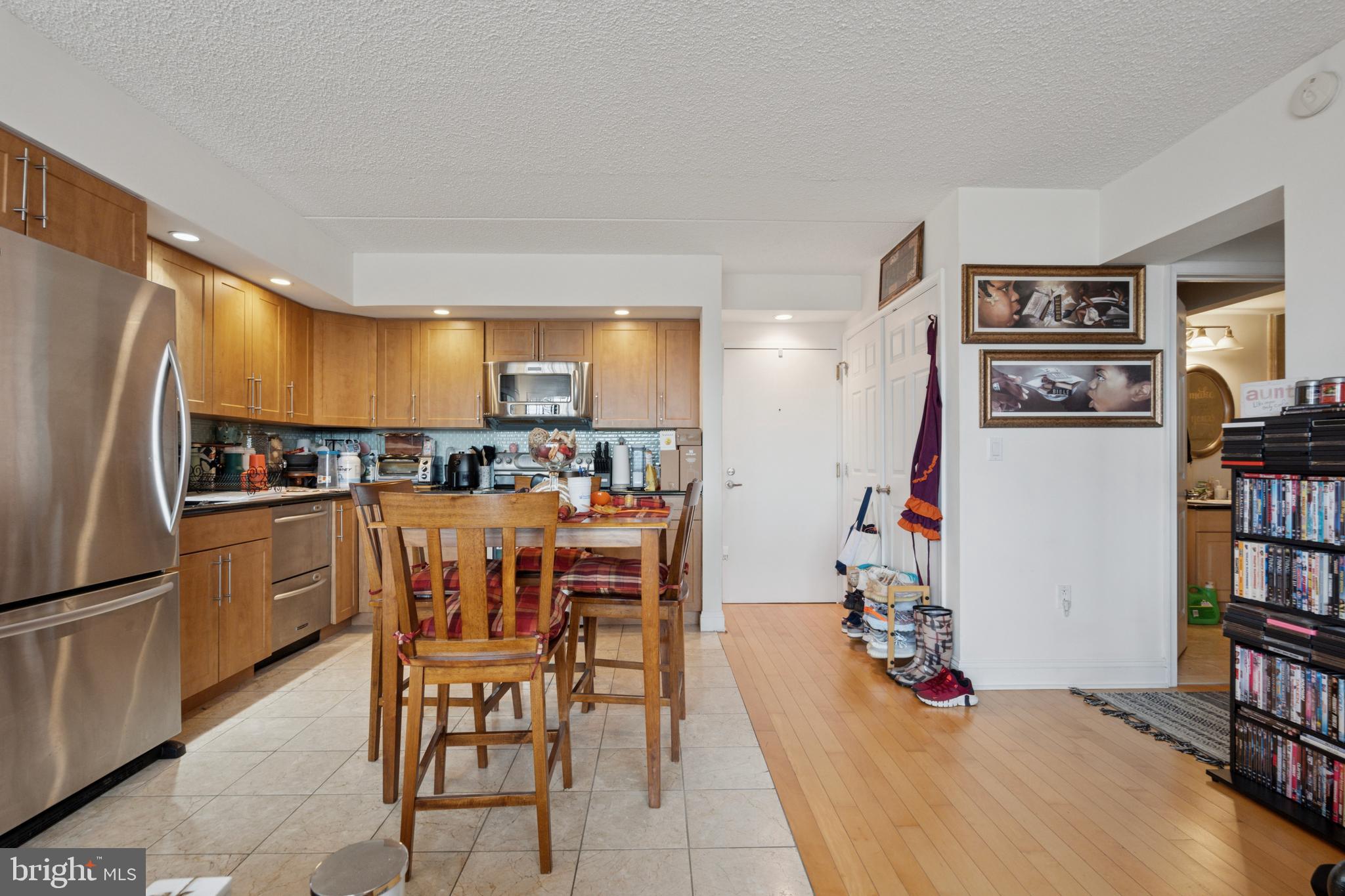 SOCIETY HILL - Residential