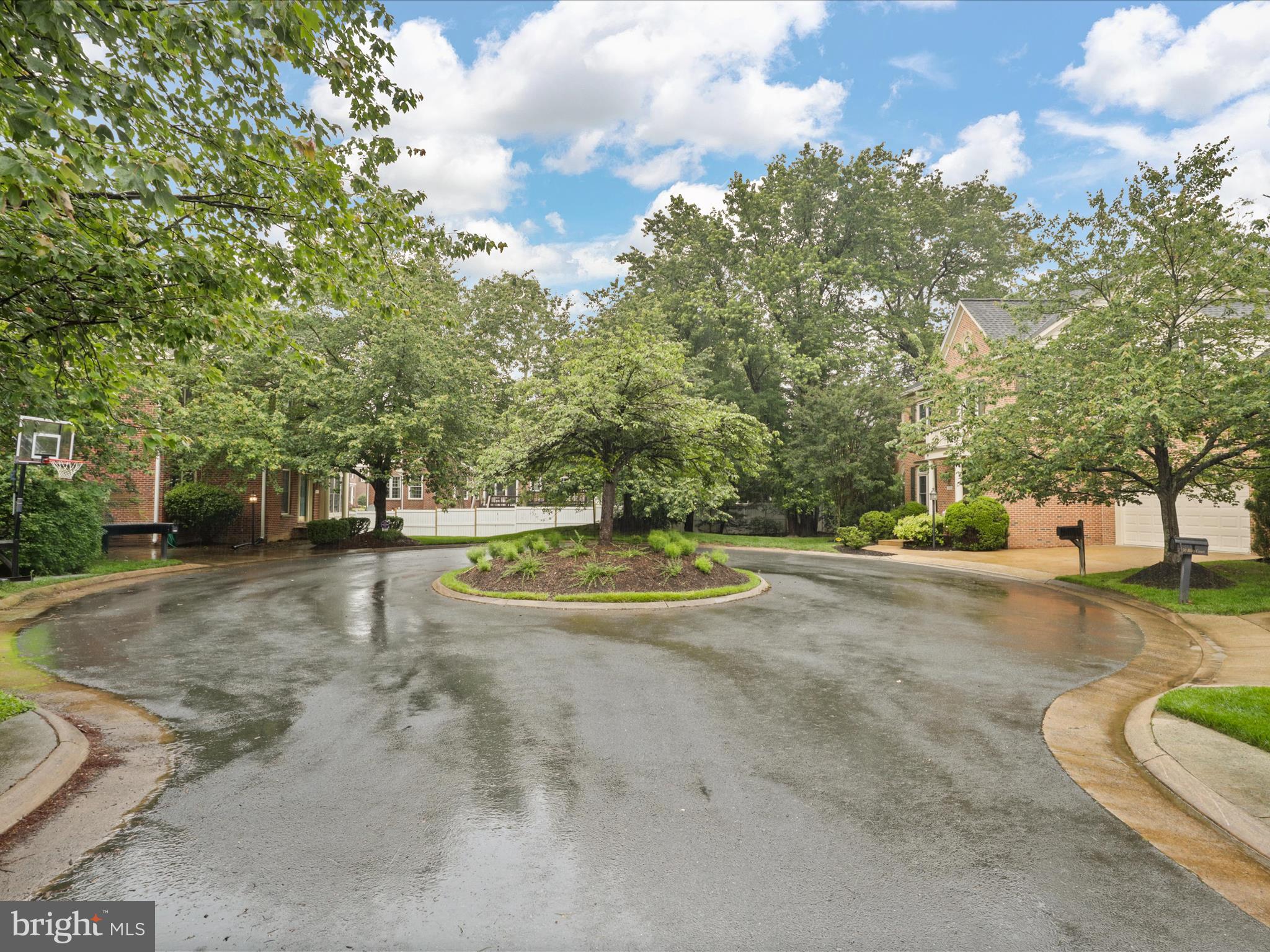 7952 BLITZ COURT