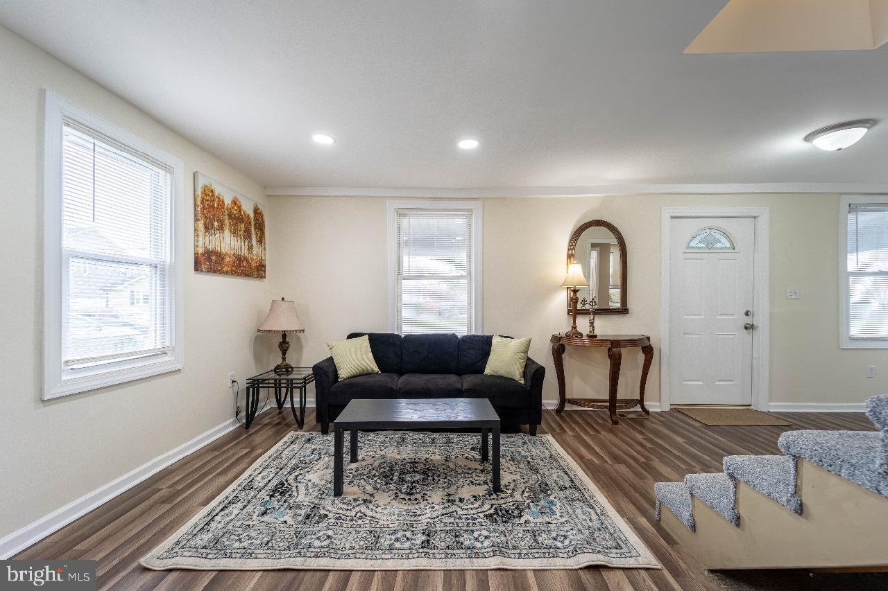 8033 EDGEWATER AVENUE